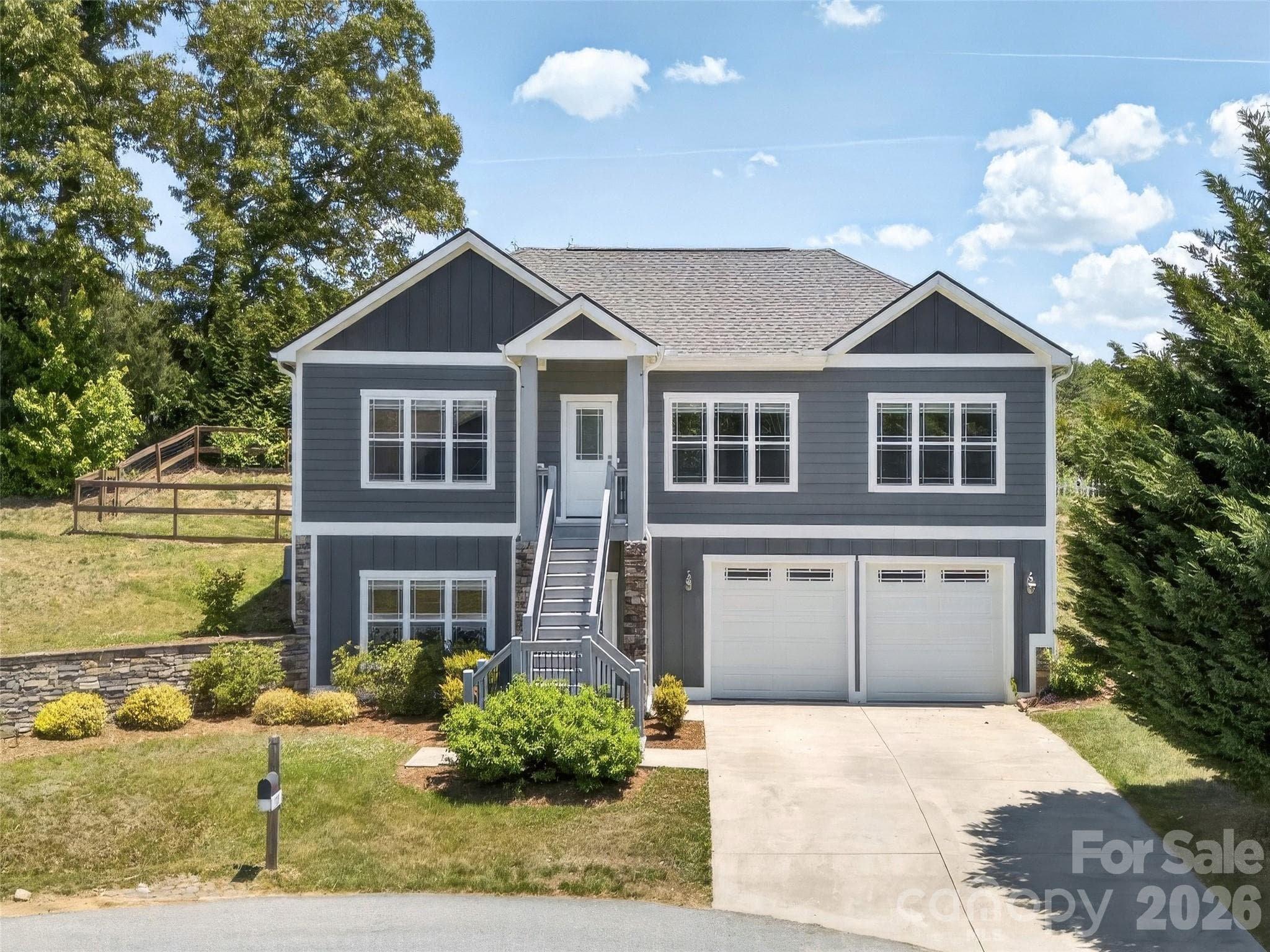 Single Family Residence at 133 Asher Lane, Etowah, photo 3 of 36