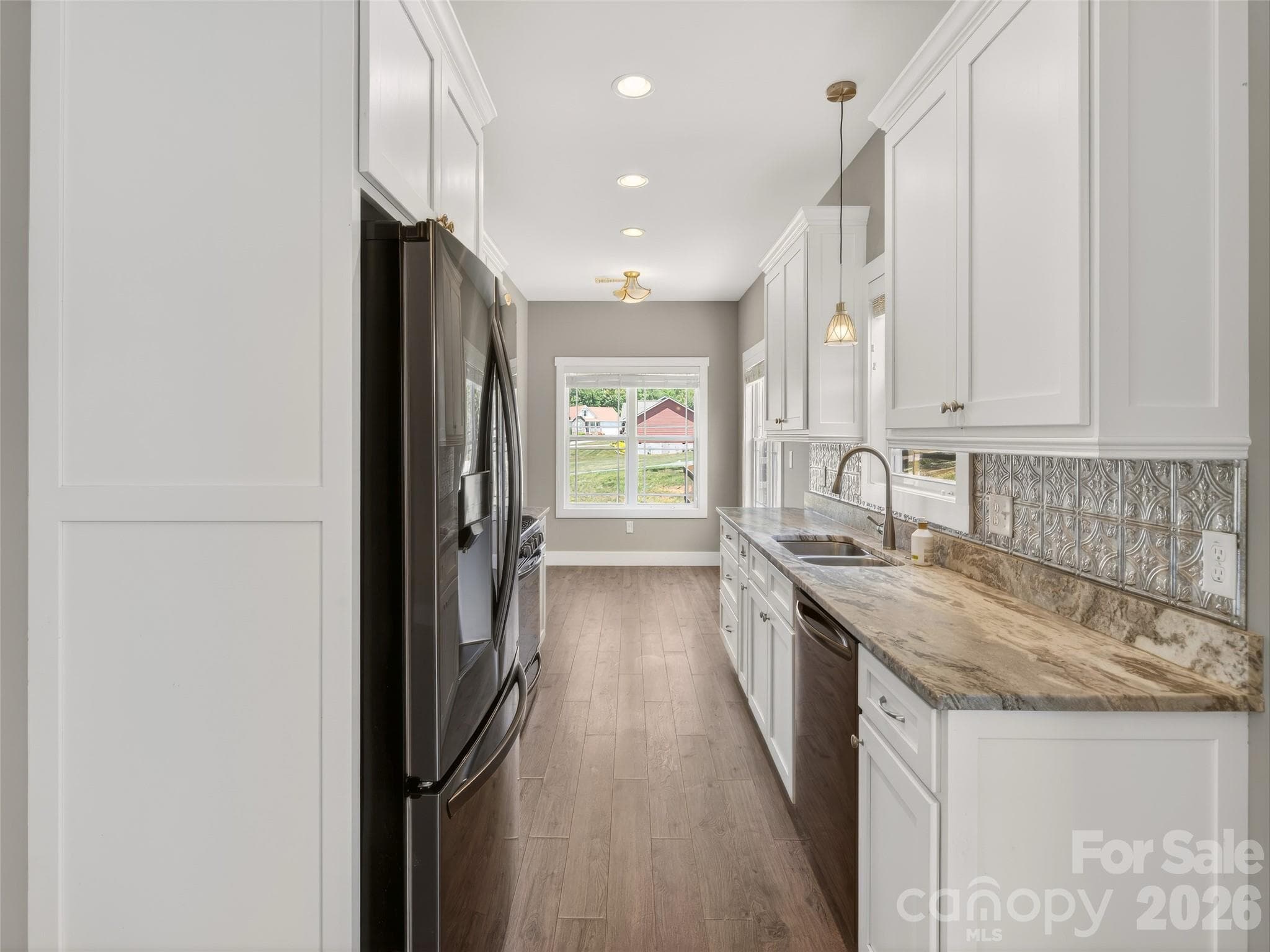 Single Family Residence at 133 Asher Lane, Etowah, photo 12 of 36