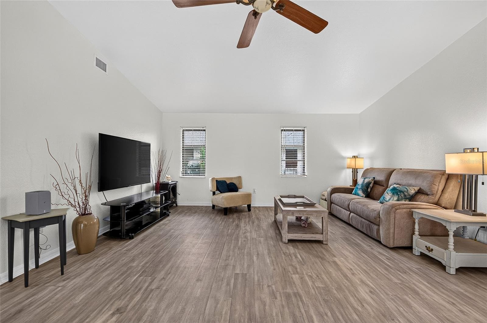 Single Family Residence at 25321 DOREDO DR, PUNTA GORDA, photo 27 of 65