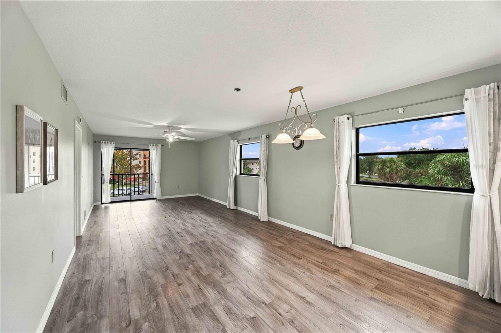 Condominium at 104 CAPRI ISLES BLVD #301, VENICE, photo 10 of 28