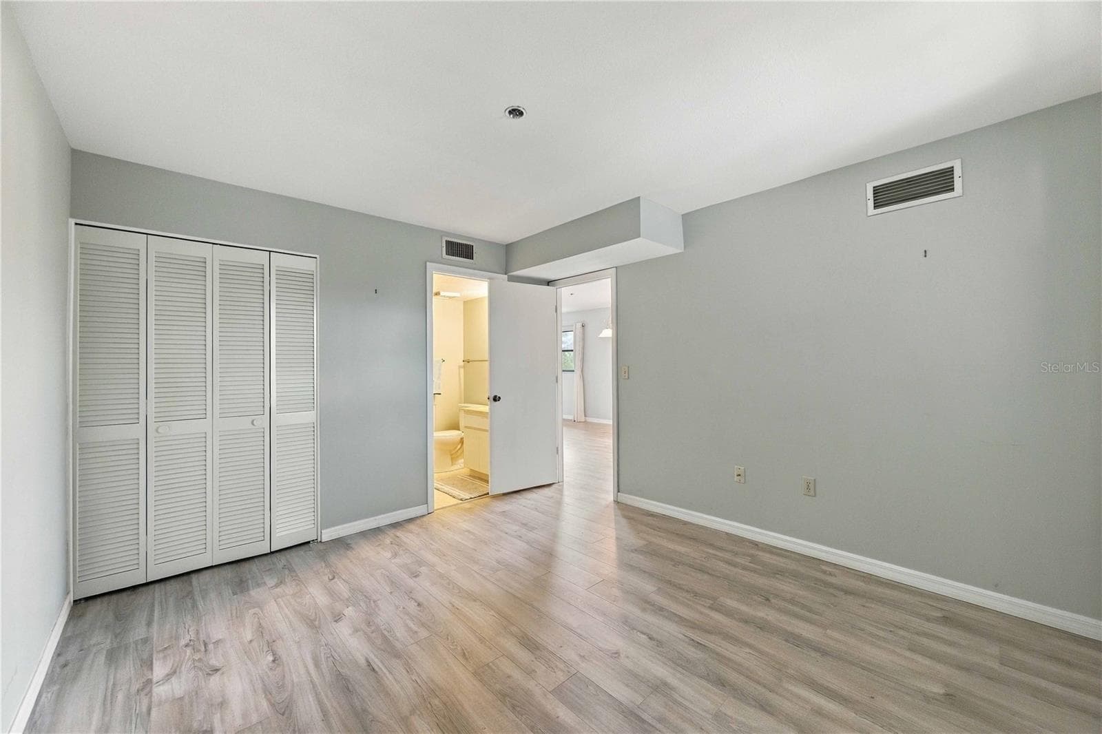 Condominium at 104 CAPRI ISLES BLVD #301, VENICE, photo 17 of 28