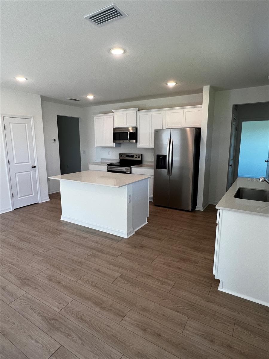 Kitchen - 12910 RED DEER PL, PARRISH