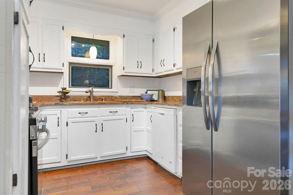 Updated Kitchen - 2377 Connestee Trail, Brevard