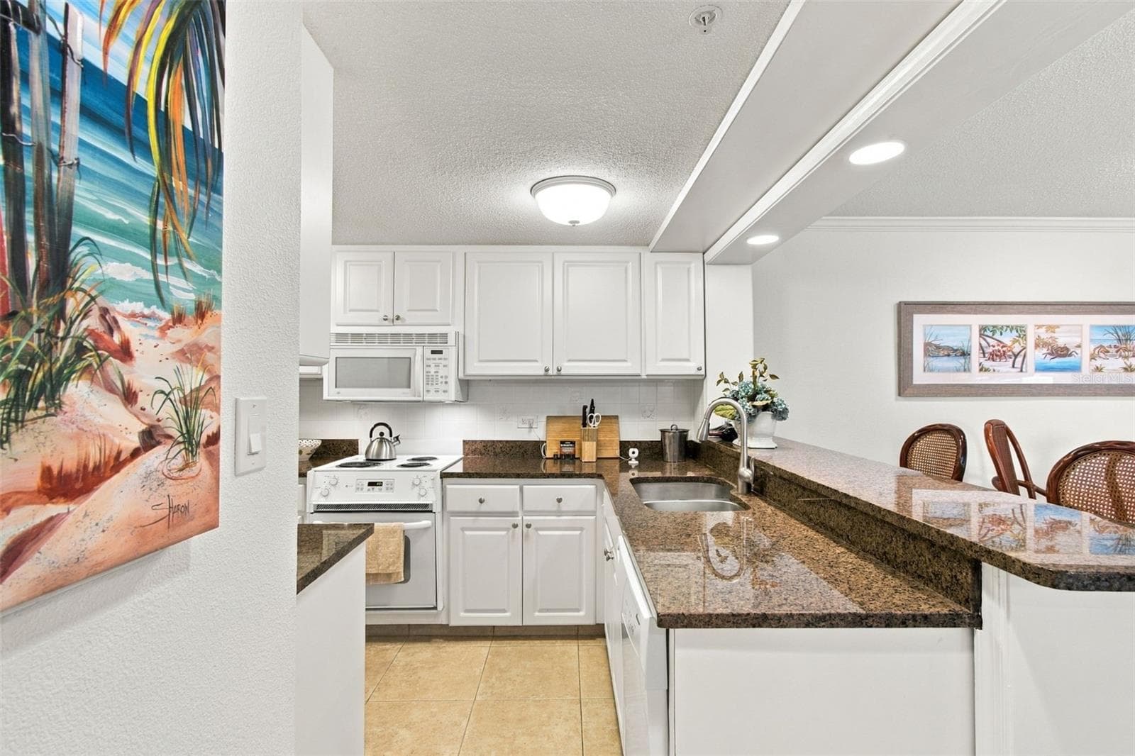Condominium at 36750 US HIGHWAY 19 N #13217, PALM HARBOR, photo 17 of 60