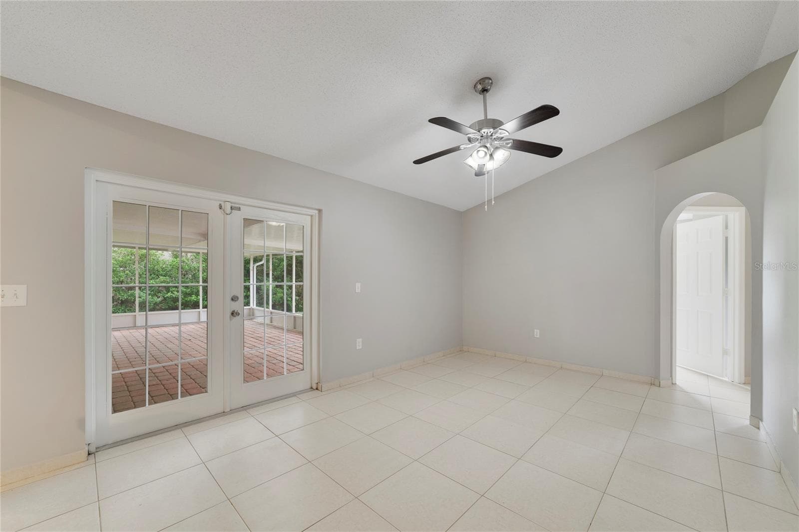 Single Family Residence at 1163 PERPIGNAN CT, KISSIMMEE, photo 11 of 25