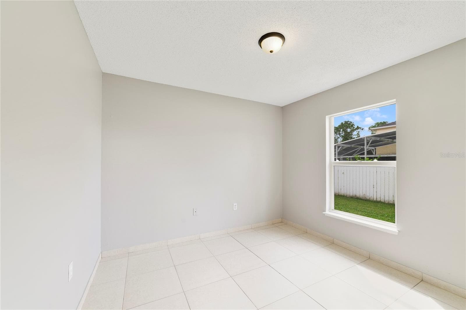 Single Family Residence at 1163 PERPIGNAN CT, KISSIMMEE, photo 13 of 25