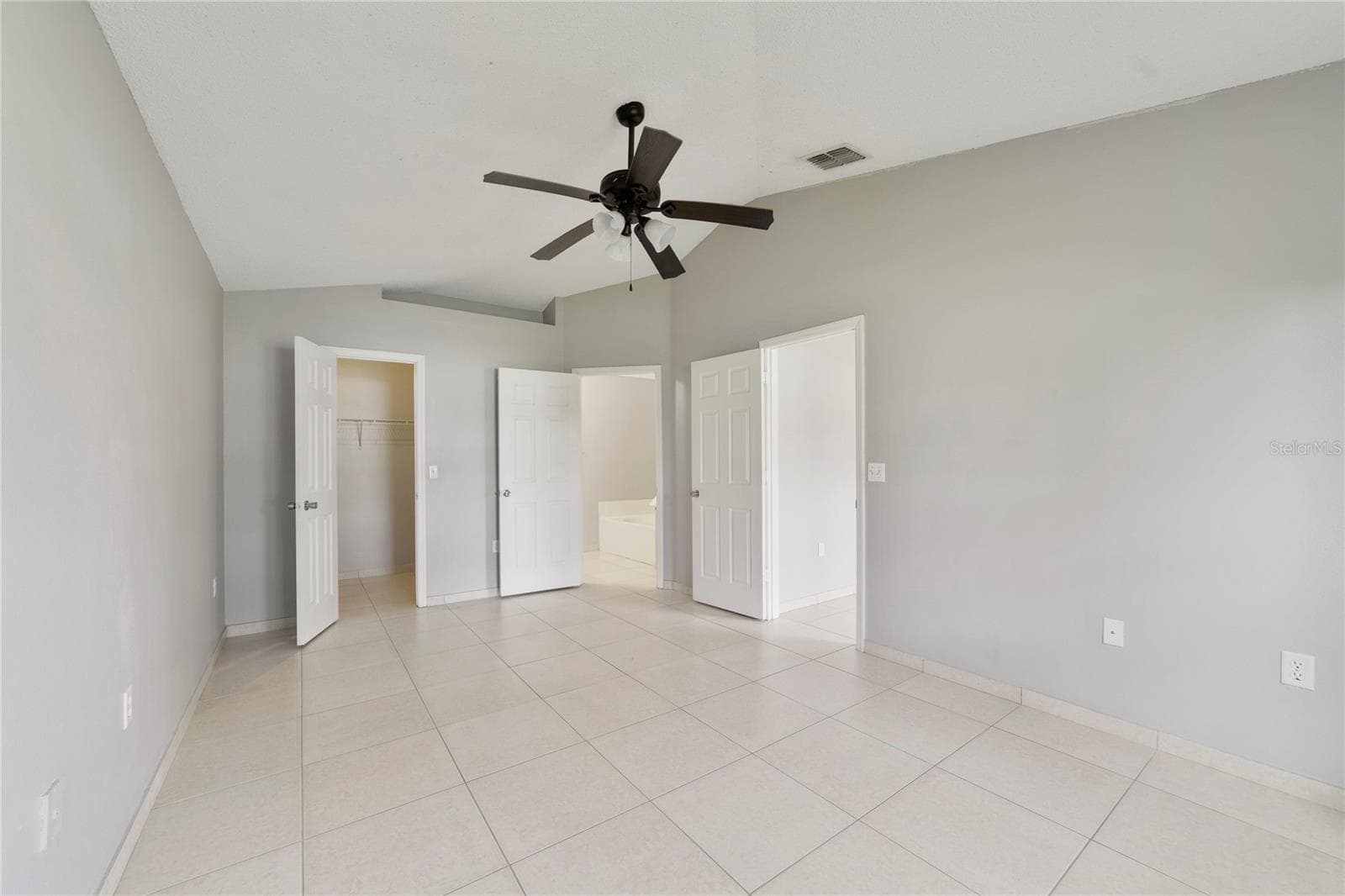 Single Family Residence at 1163 PERPIGNAN CT, KISSIMMEE, photo 20 of 25