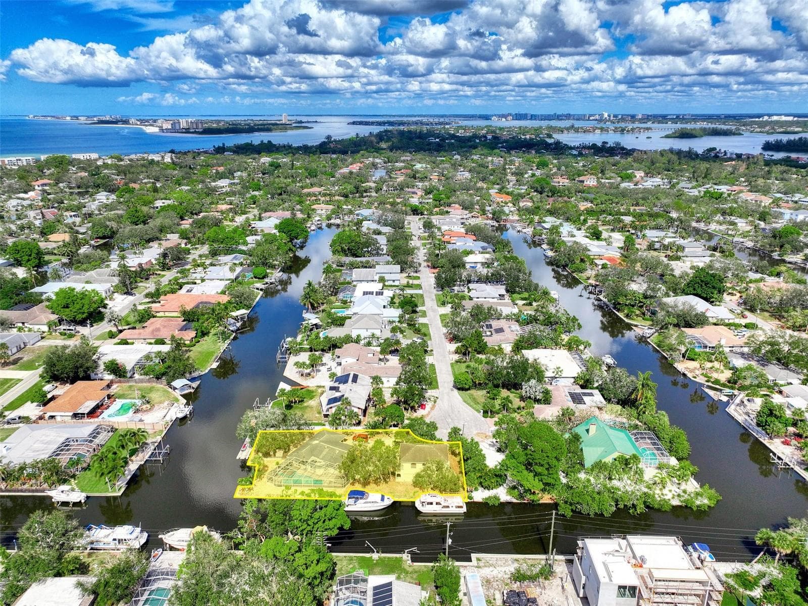 Single Family Residence at 5174 SANDY COVE AVE, SARASOTA, photo 8 of 16