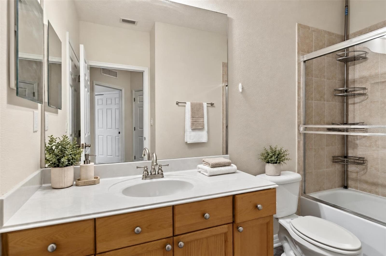 Virtually Staged - 8276 MARITIME FLAG ST #1204, WINDERMERE