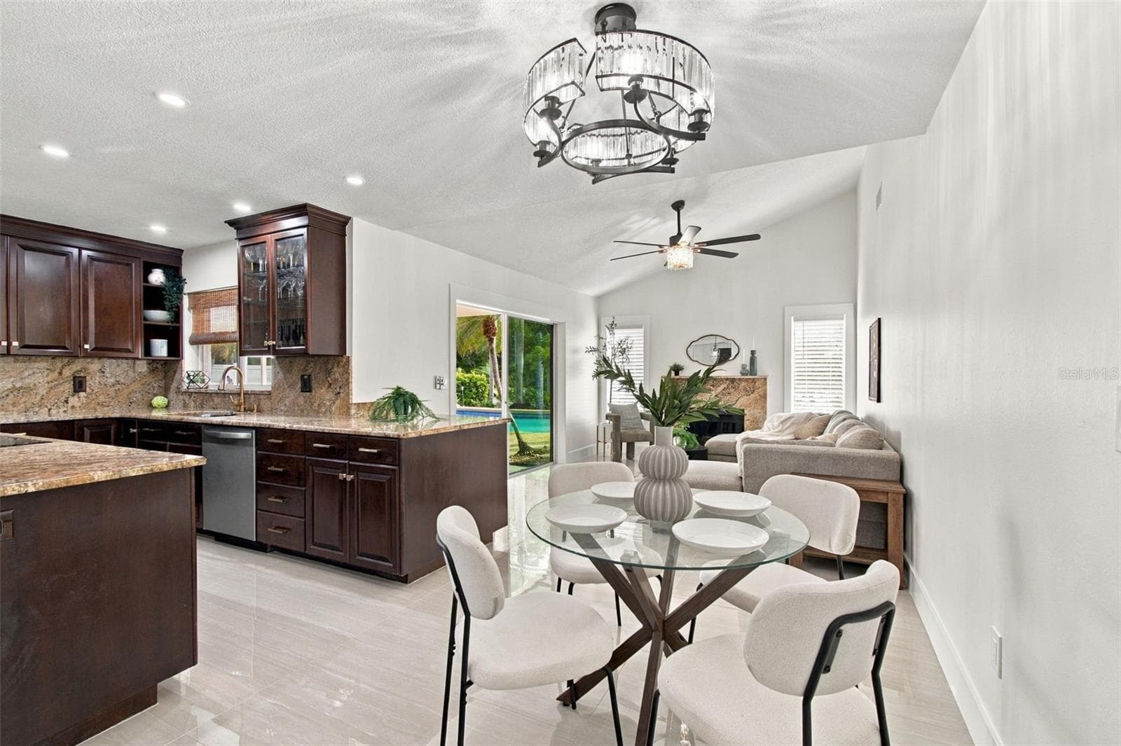 Kitchen - 15113 ALEXIS DR, TAMPA