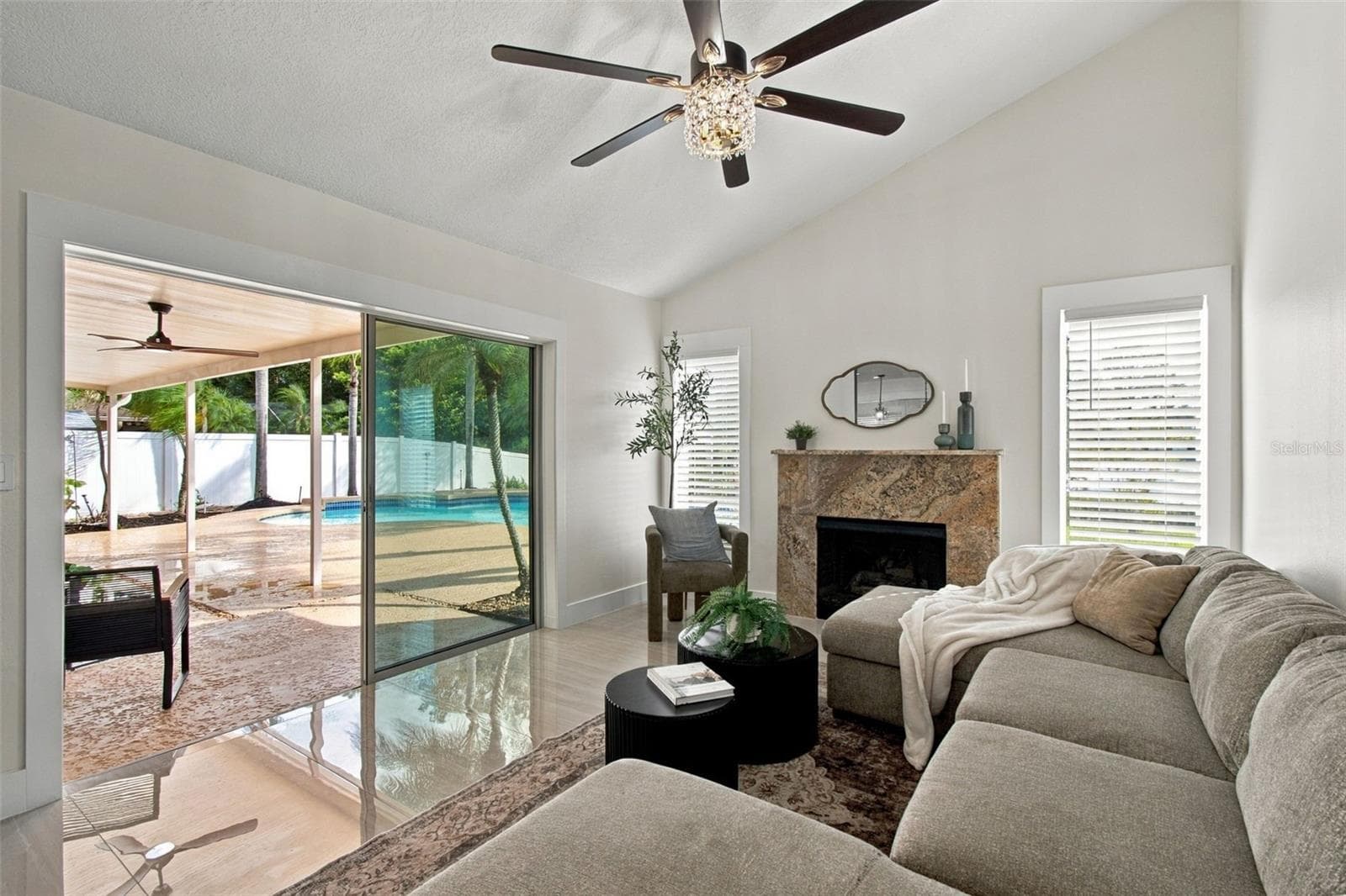 Family Room - 15113 ALEXIS DR, TAMPA