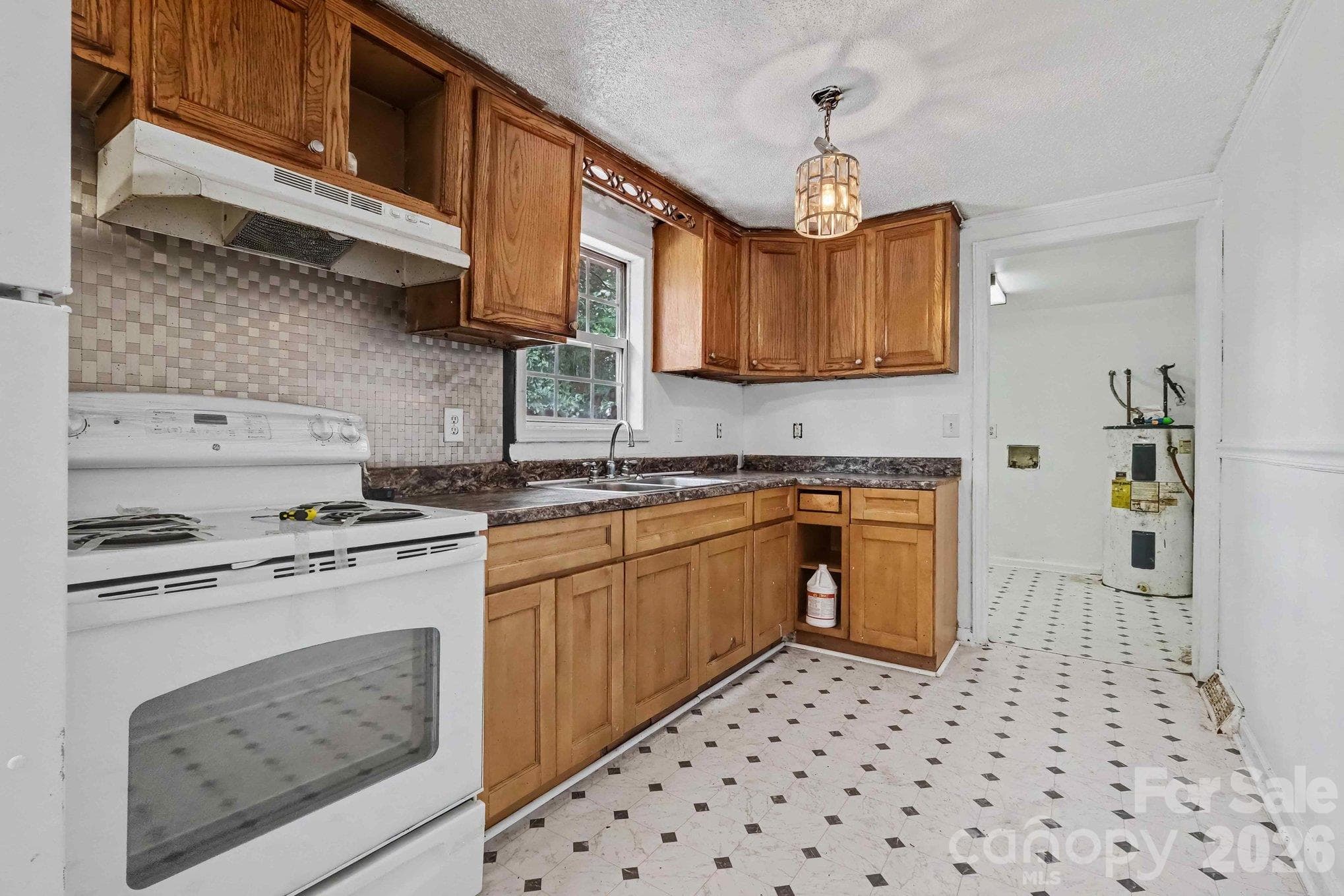 Single Family Residence at 1101 Jack Davis Road, Monroe, photo 11 of 34