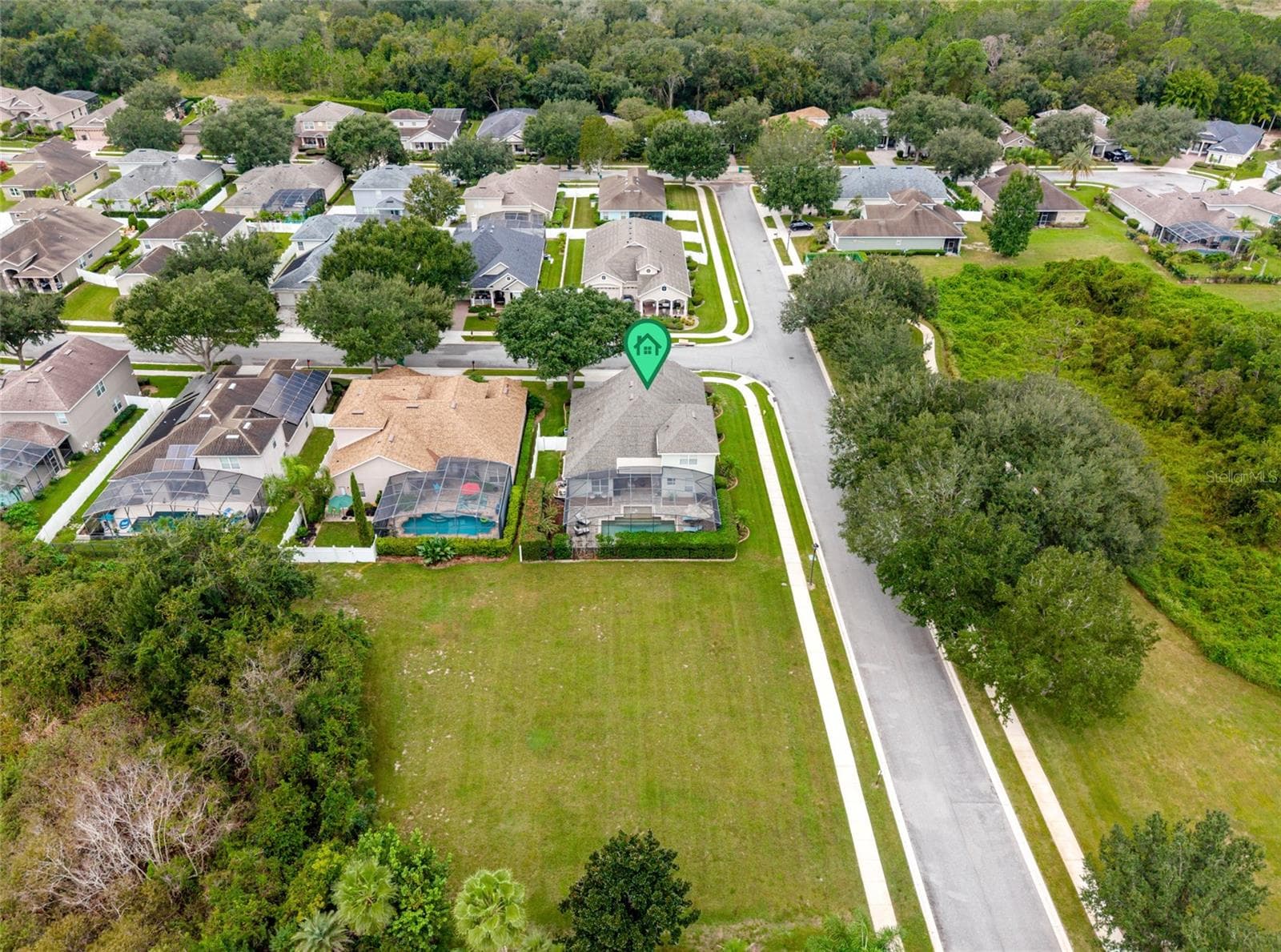Single Family Residence at 1947 BAY CLOVER DR, WINTER GARDEN, photo 17 of 78