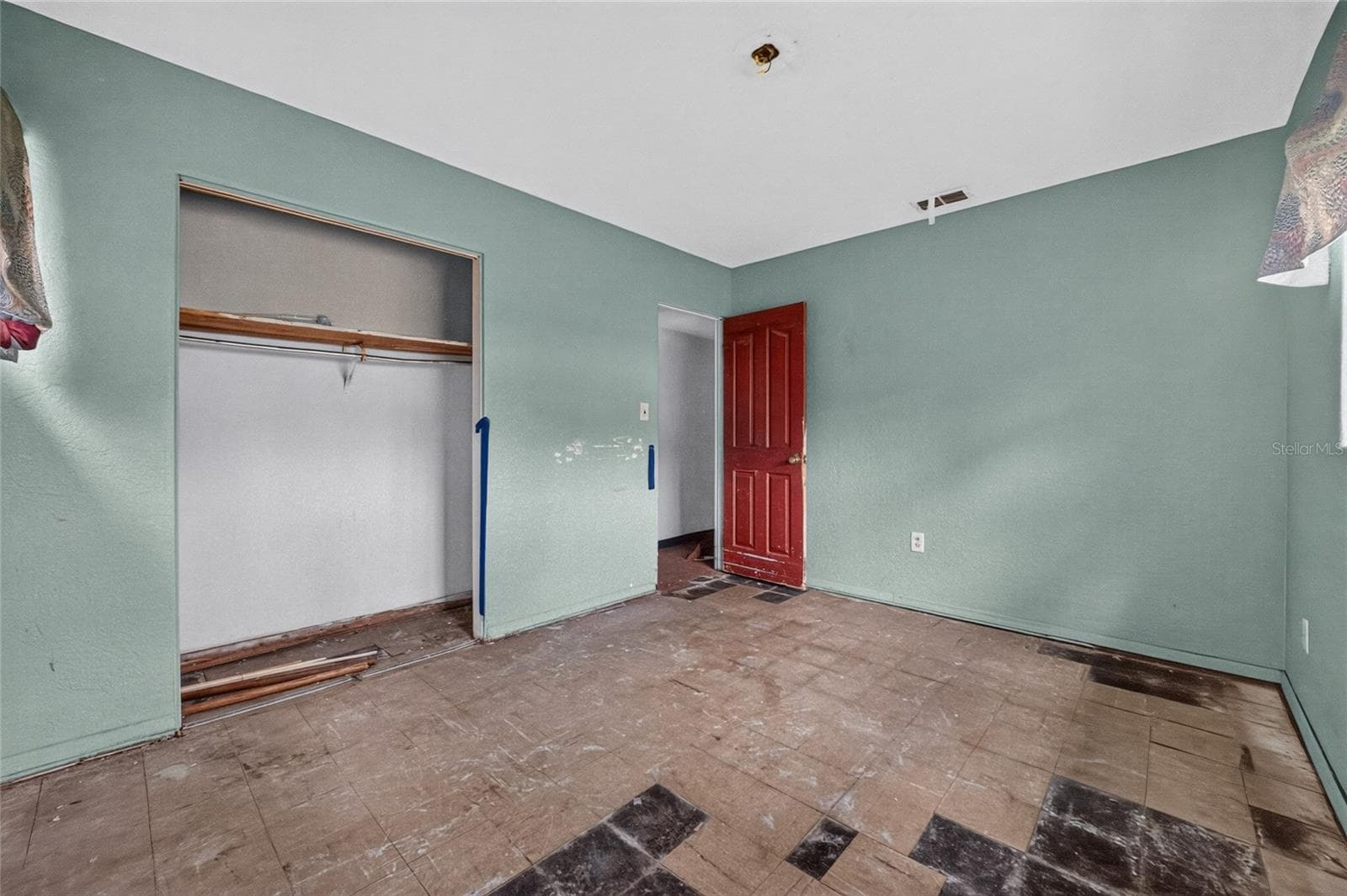 Single Family Residence at 1210 W 15TH ST, SANFORD, photo 20 of 35