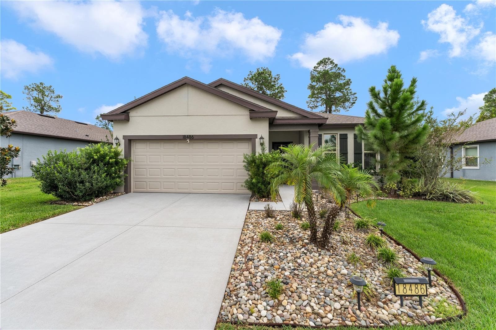Single Family Residence at 18486 ROCOCO RD, SPRING HILL, photo 3 of 26