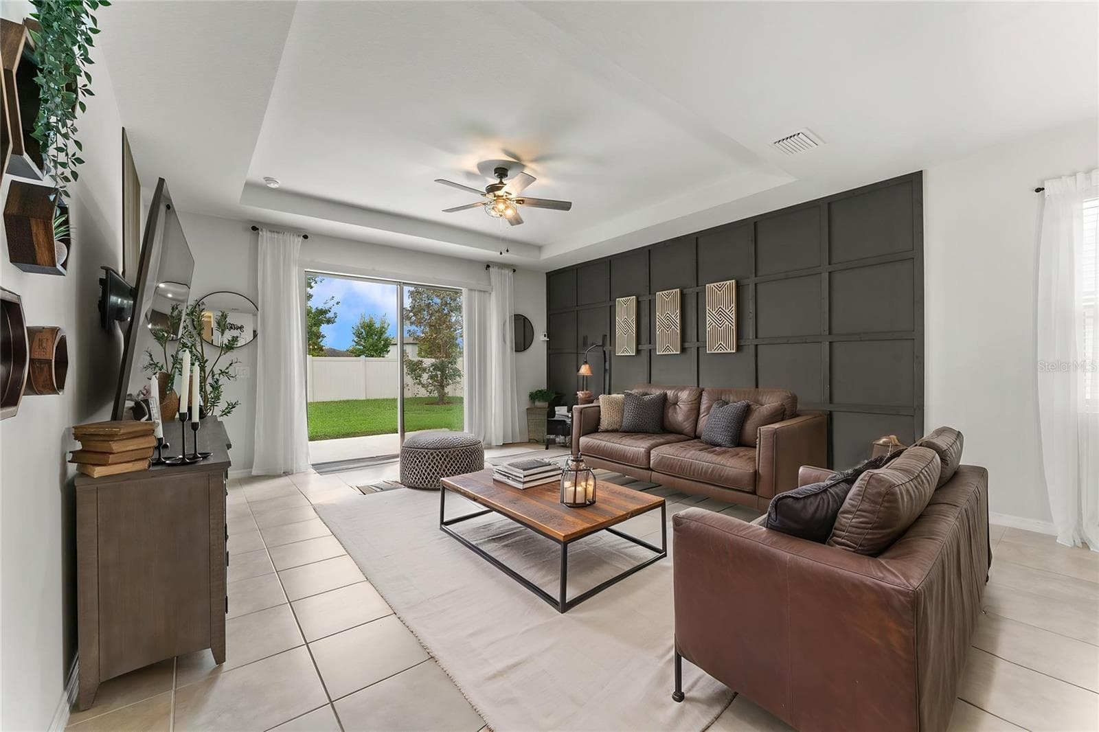 Single Family Residence at 18486 ROCOCO RD, SPRING HILL, photo 9 of 26