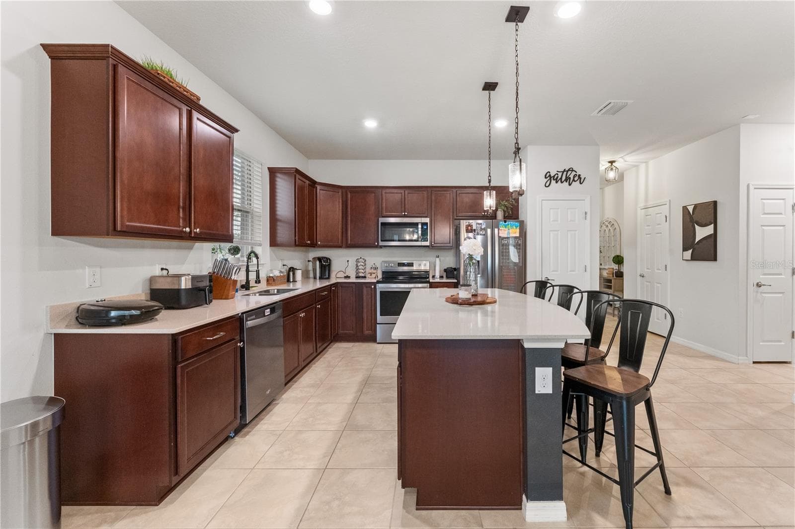 Single Family Residence at 18486 ROCOCO RD, SPRING HILL, photo 11 of 26