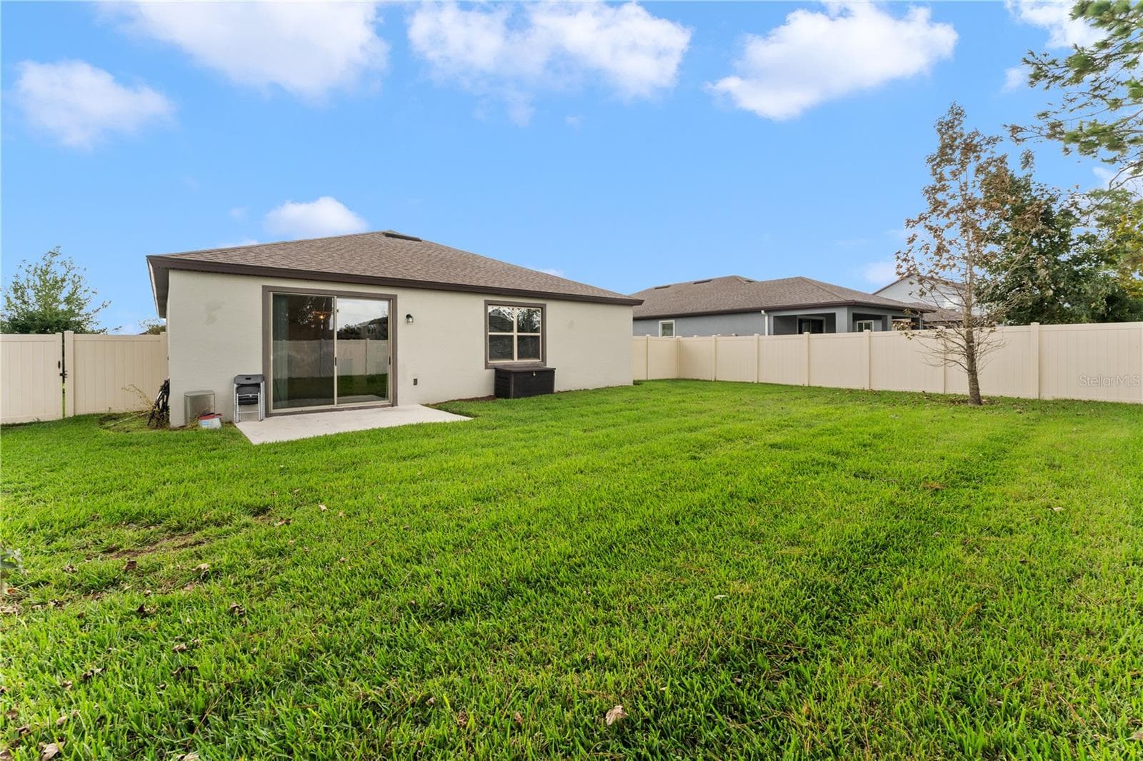 Single Family Residence at 18486 ROCOCO RD, SPRING HILL, photo 22 of 26