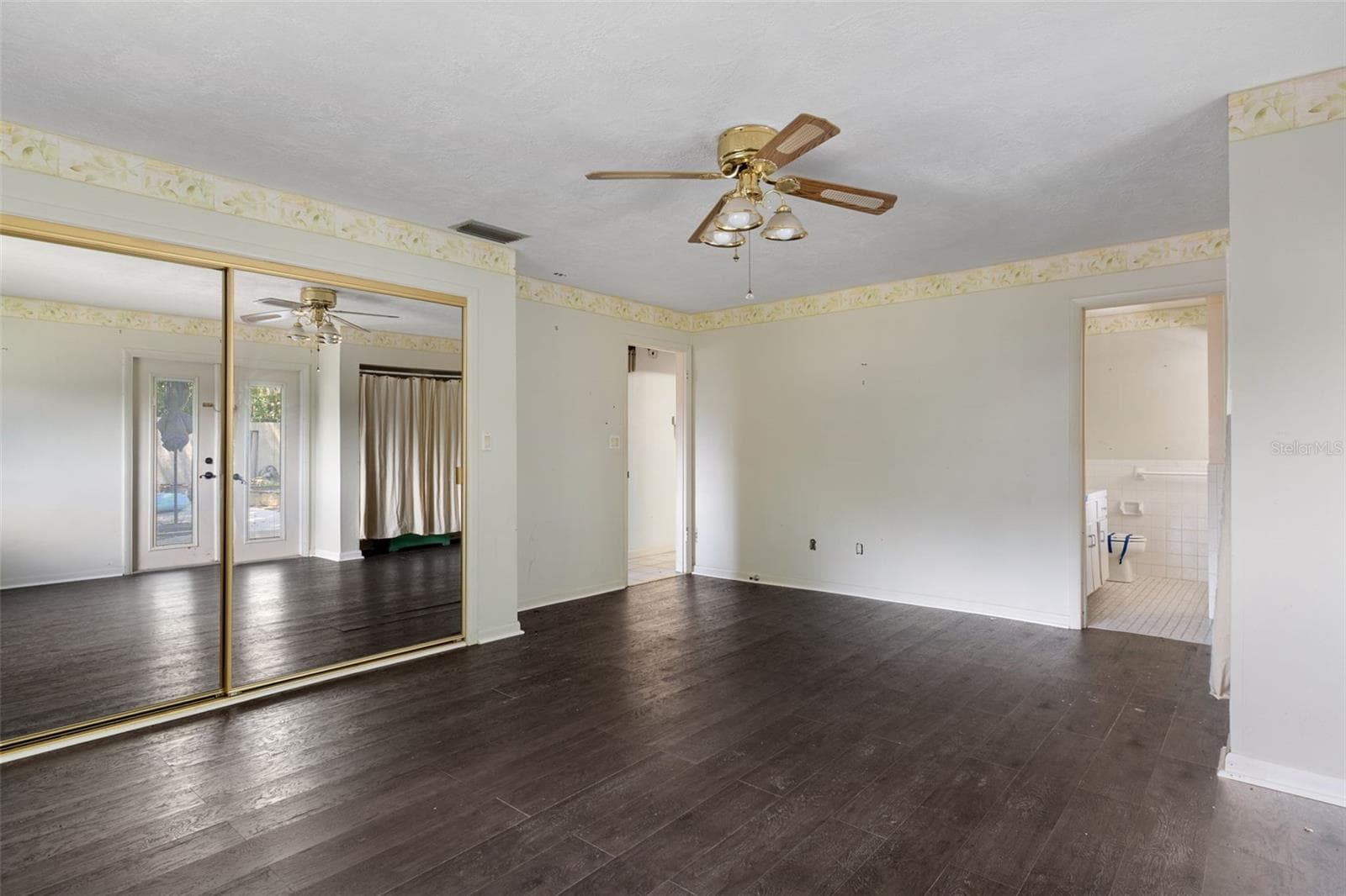 Single Family Residence at 149 & 151 SE PARADISE POINT RD, CRYSTAL RIVER, photo 12 of 47