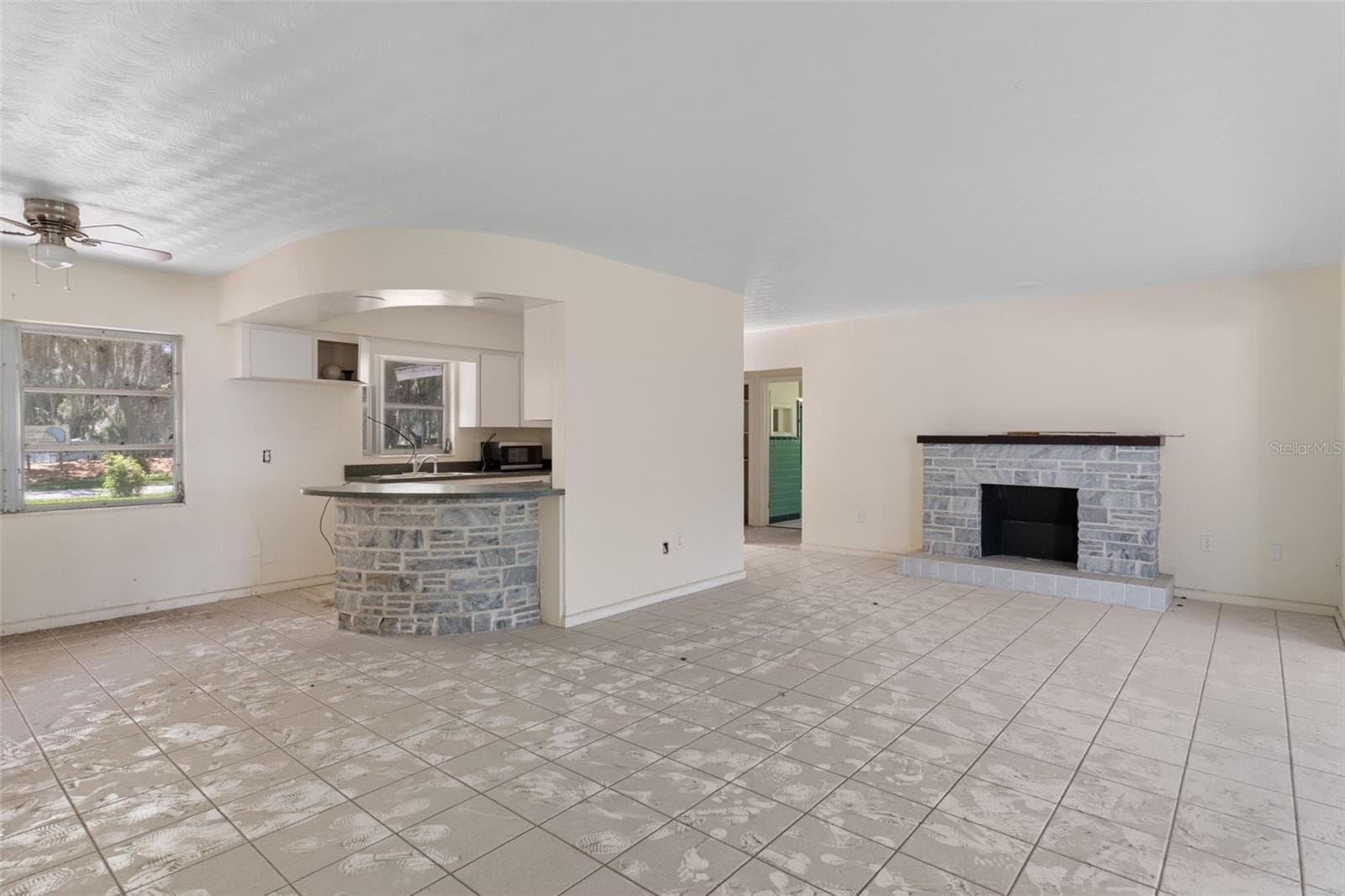 Single Family Residence at 149 & 151 SE PARADISE POINT RD, CRYSTAL RIVER, photo 32 of 47