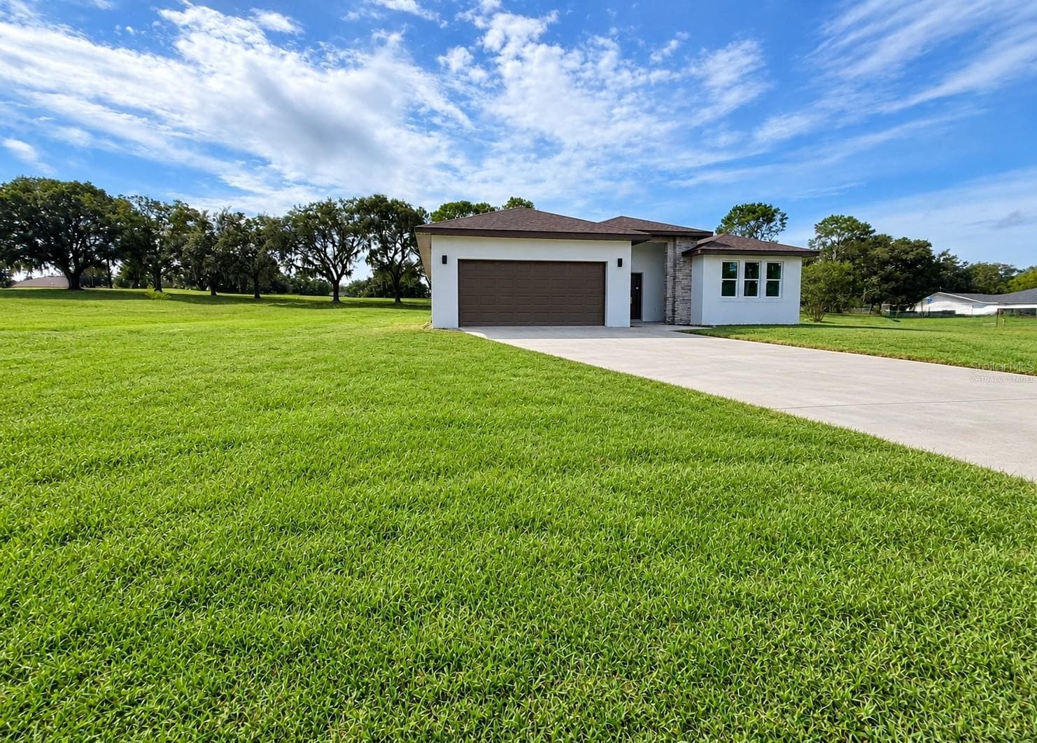 804 E EPSOM CT