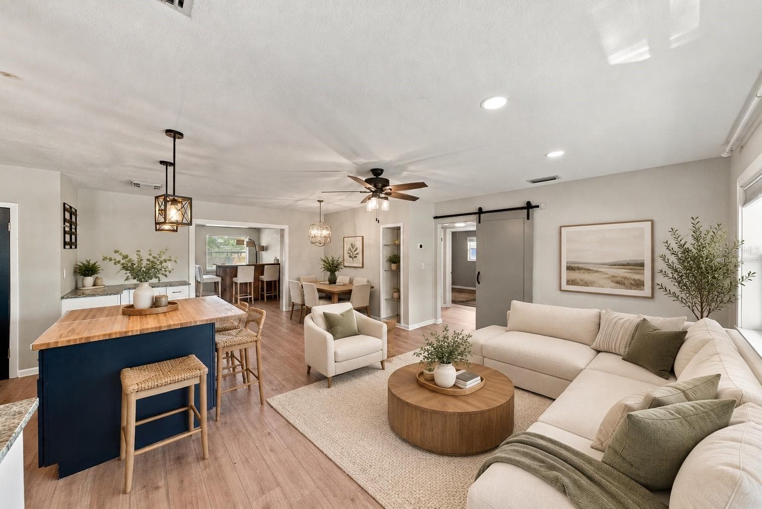 Virtually Staged - 1548 ORANGE ST, CLEARWATER