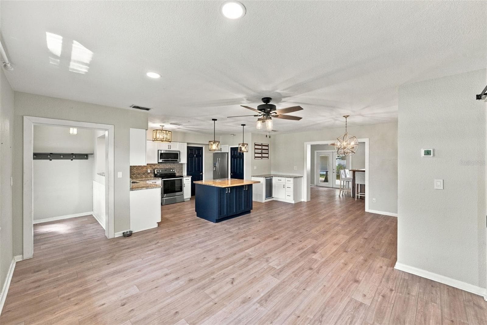Single Family Residence at 1548 ORANGE ST, CLEARWATER, photo 6 of 54