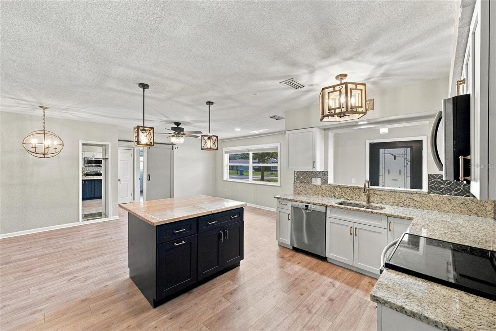 Single Family Residence at 1548 ORANGE ST, CLEARWATER, photo 9 of 54