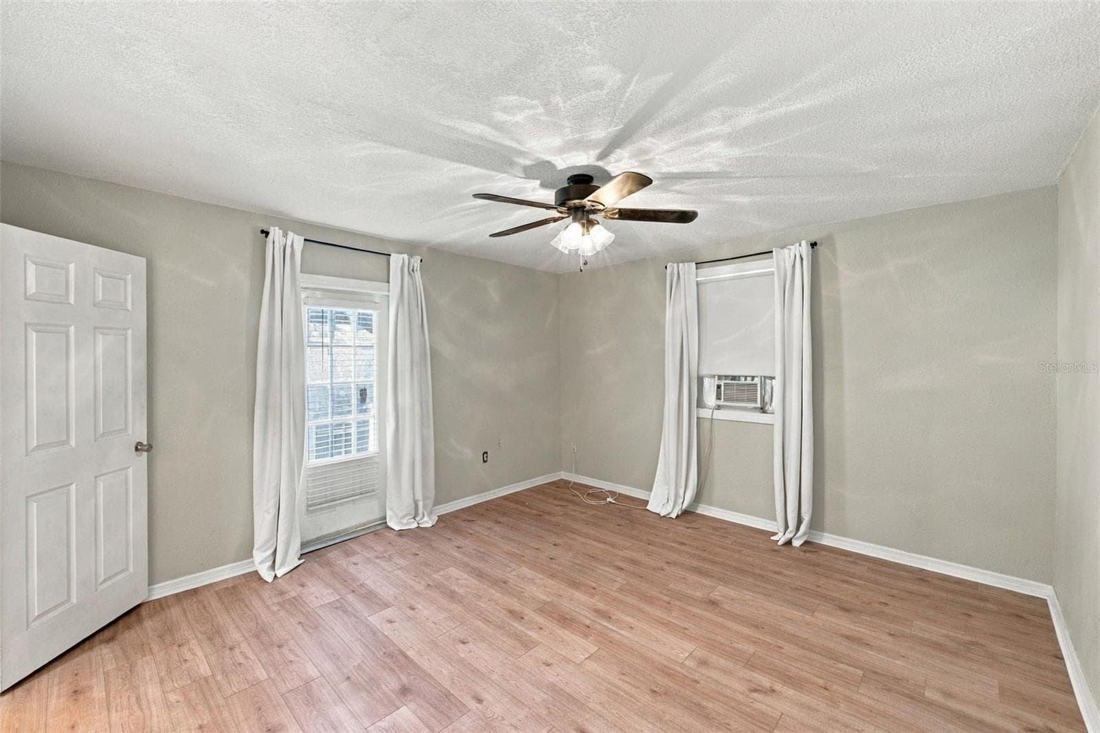 Single Family Residence at 1548 ORANGE ST, CLEARWATER, photo 20 of 54