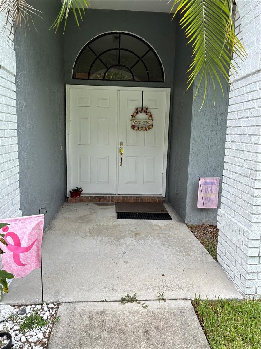 FRONT ENTRANCE - 14 CRYSTAL WATERS DR, WINTER HAVEN