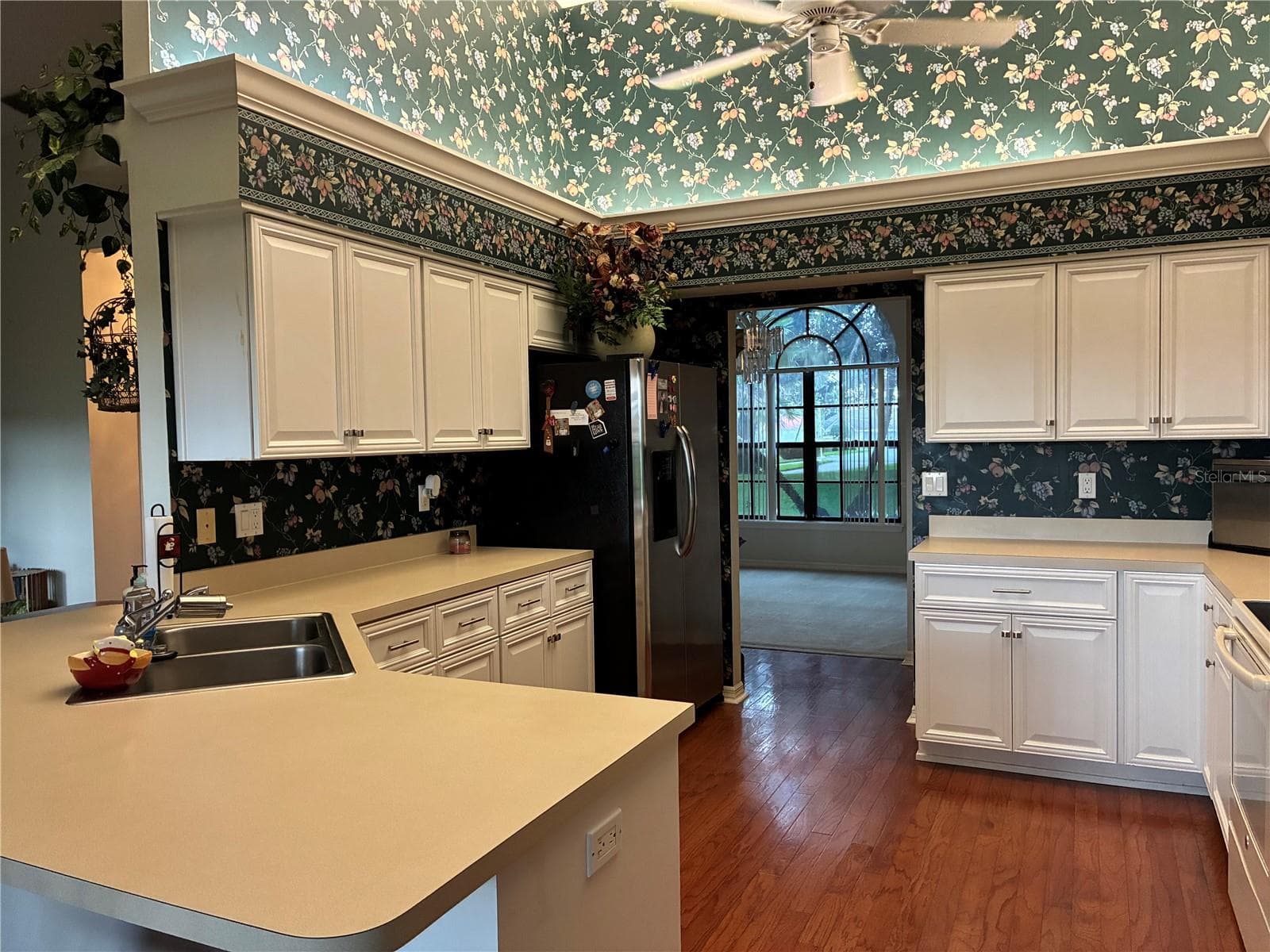 KITCHEN - 14 CRYSTAL WATERS DR, WINTER HAVEN