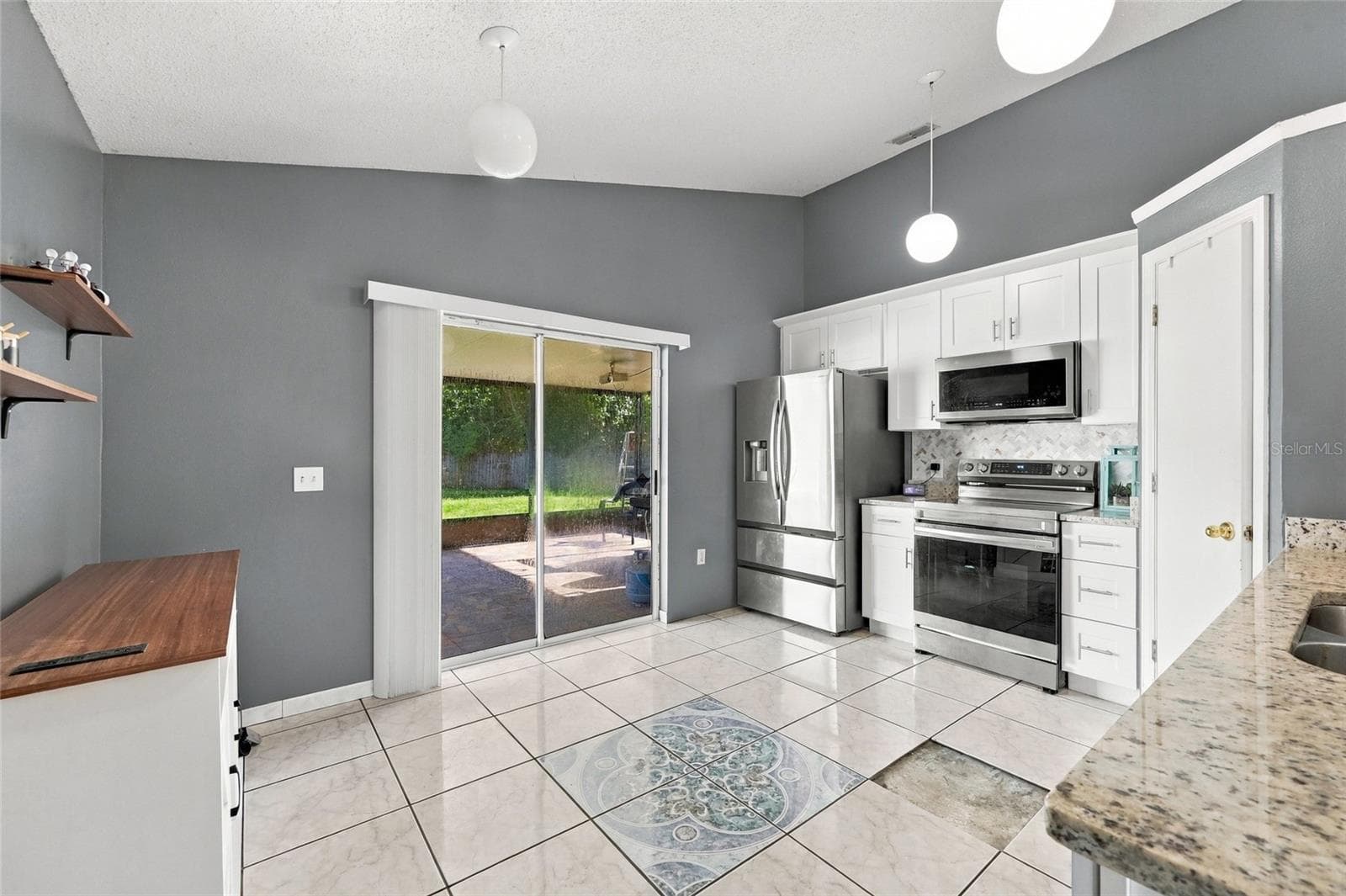 Single Family Residence at 10521 ROCKING A RUN, ORLANDO, photo 11 of 42