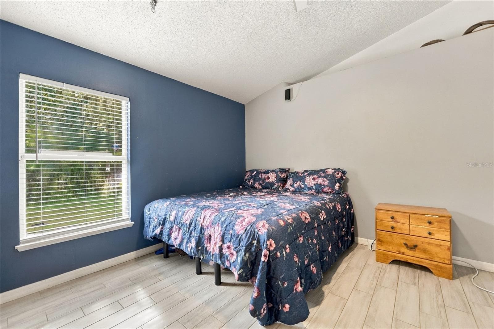 Single Family Residence at 10521 ROCKING A RUN, ORLANDO, photo 16 of 42