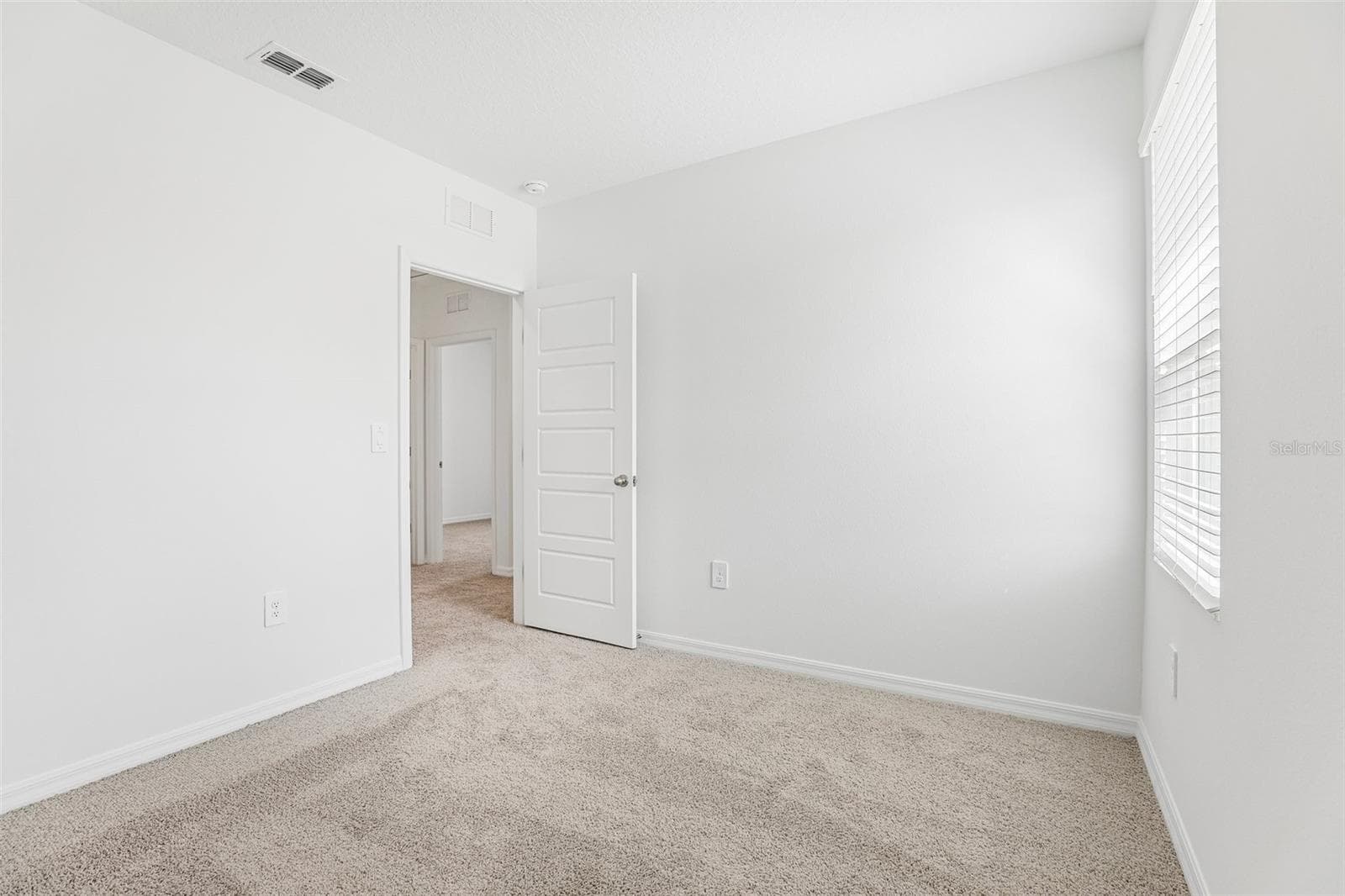 Single Family Residence at 4755 ROLLING LAKE LN, DAVENPORT, photo 23 of 33