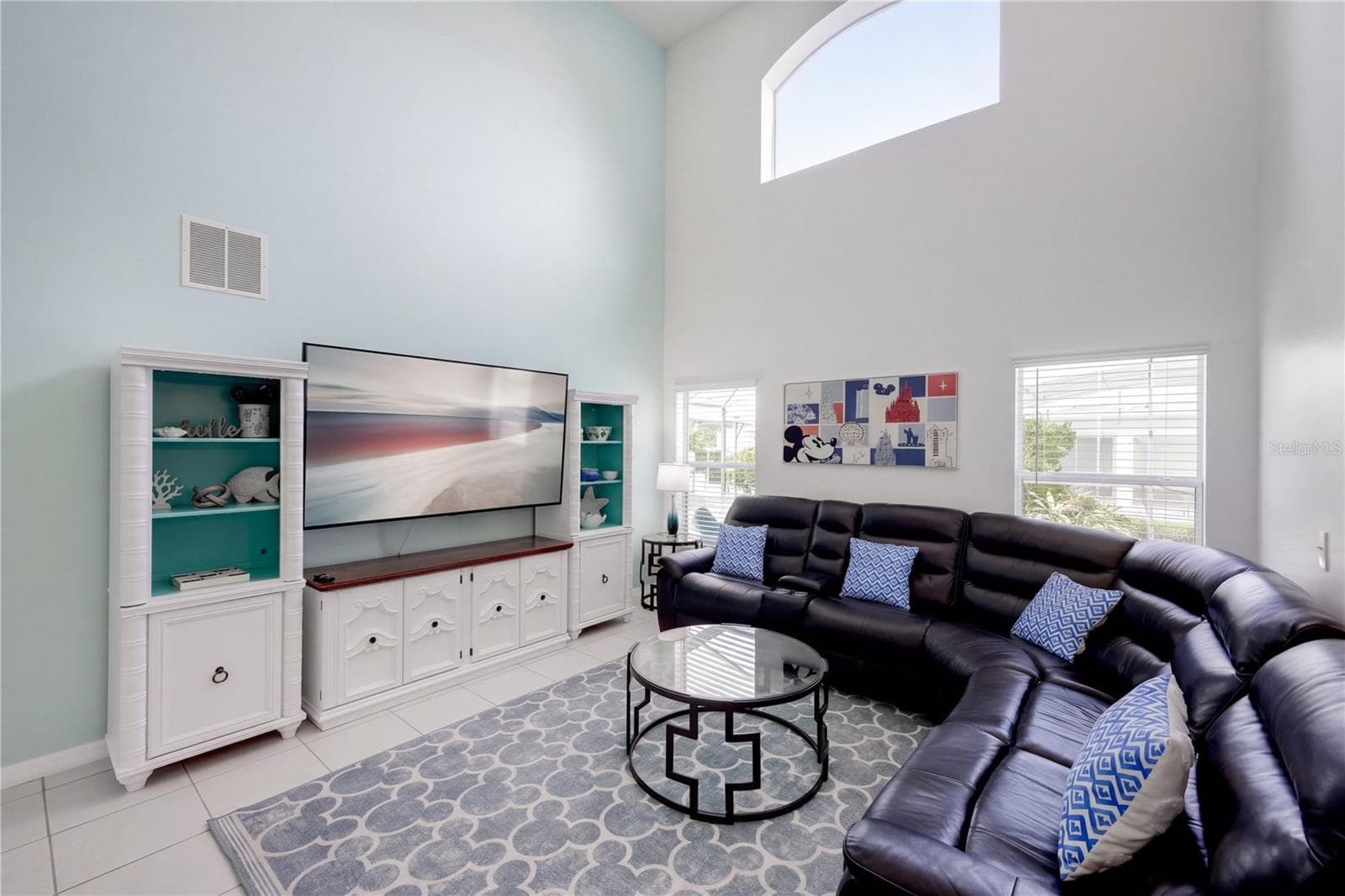 Single Family Residence at 2608 EMERALD ISLAND BLVD, KISSIMMEE, photo 4 of 32