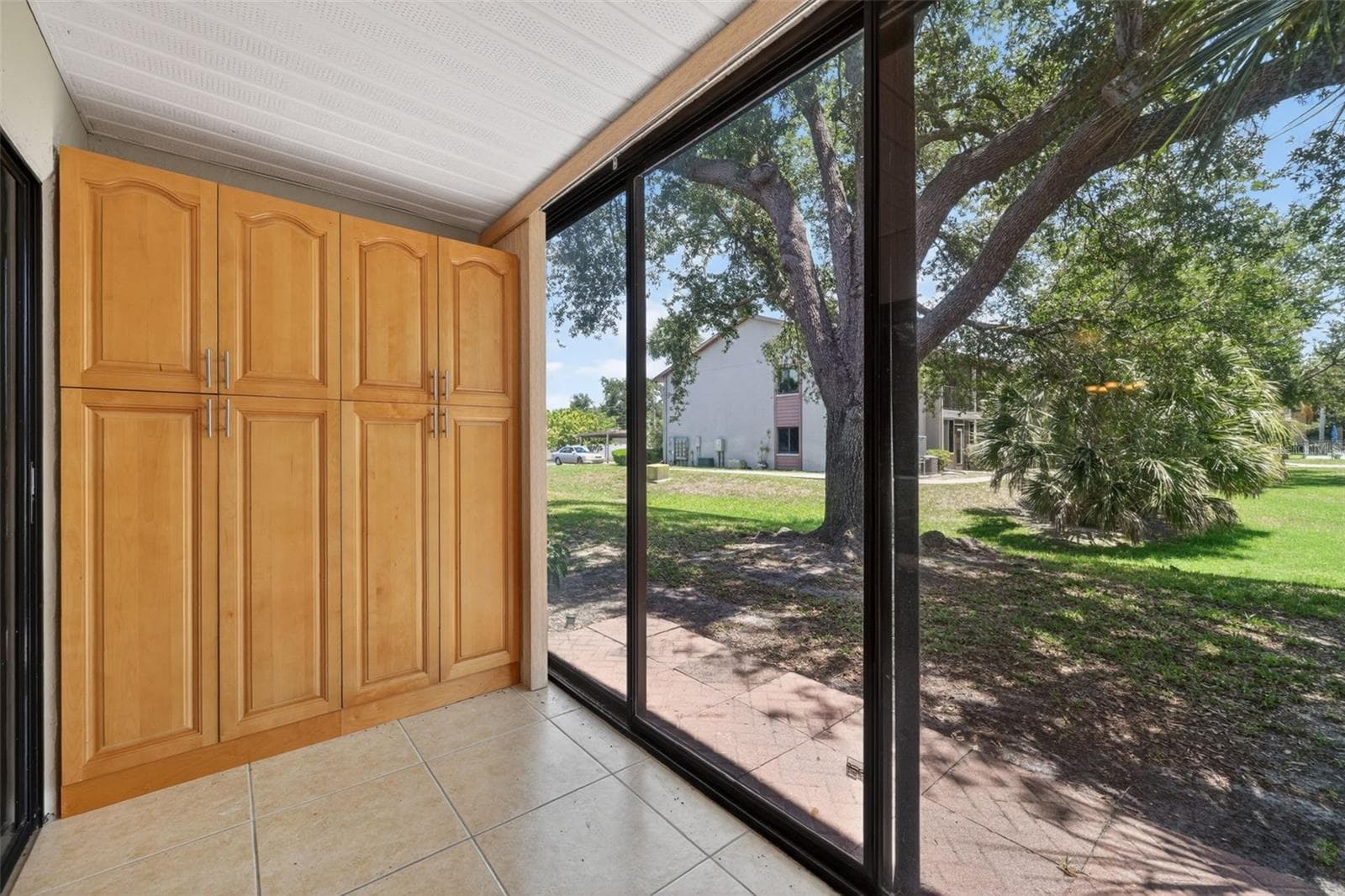 Condominium at 731 83RD AVE N #105, ST PETERSBURG, photo 17 of 33