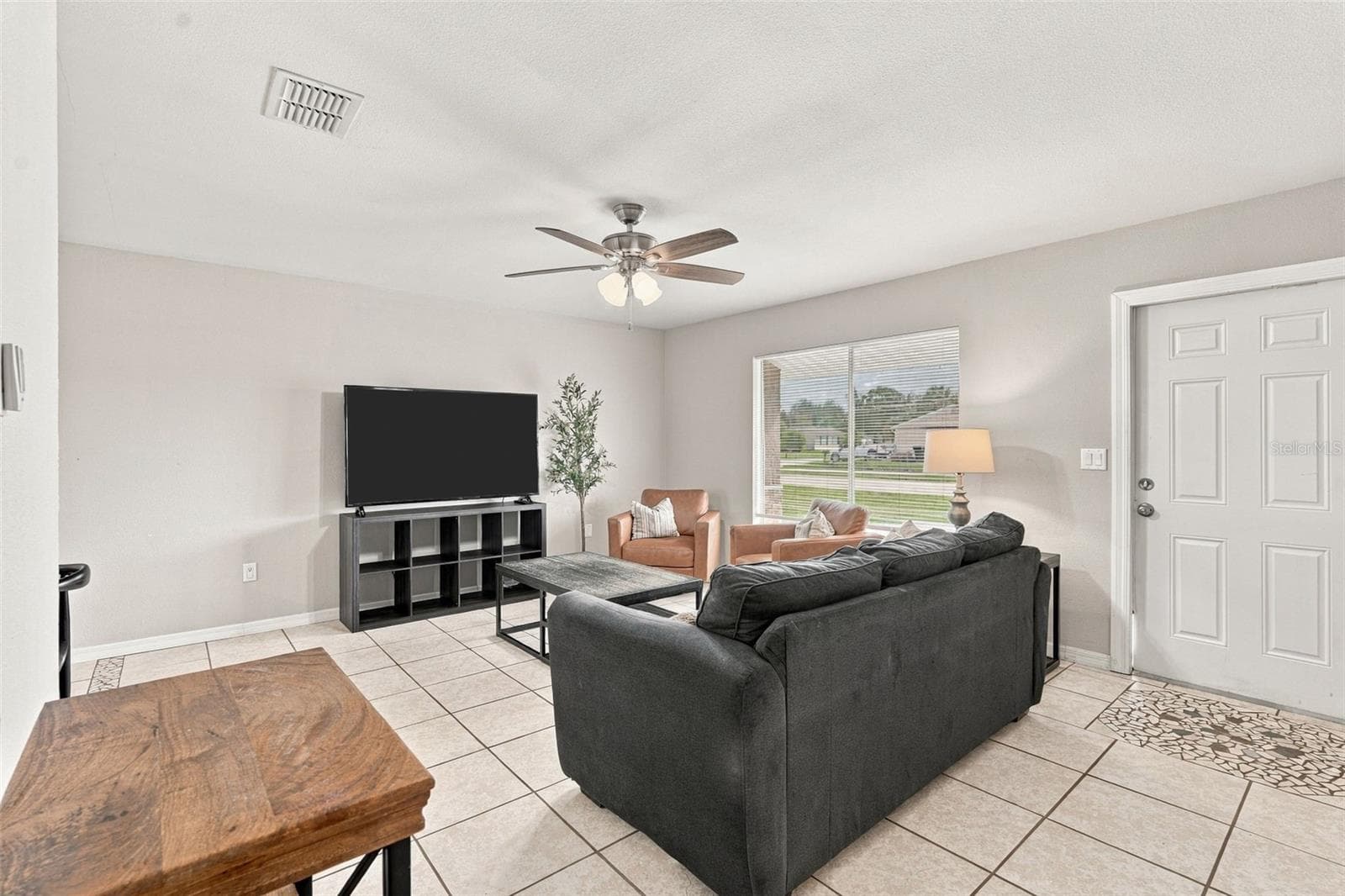 Living Room - 2555 PAN AMERICAN BLVD, NORTH PORT
