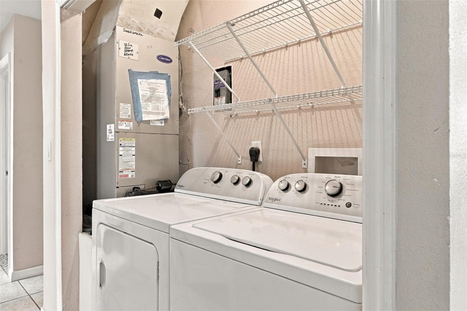 Laundry - 2555 PAN AMERICAN BLVD, NORTH PORT