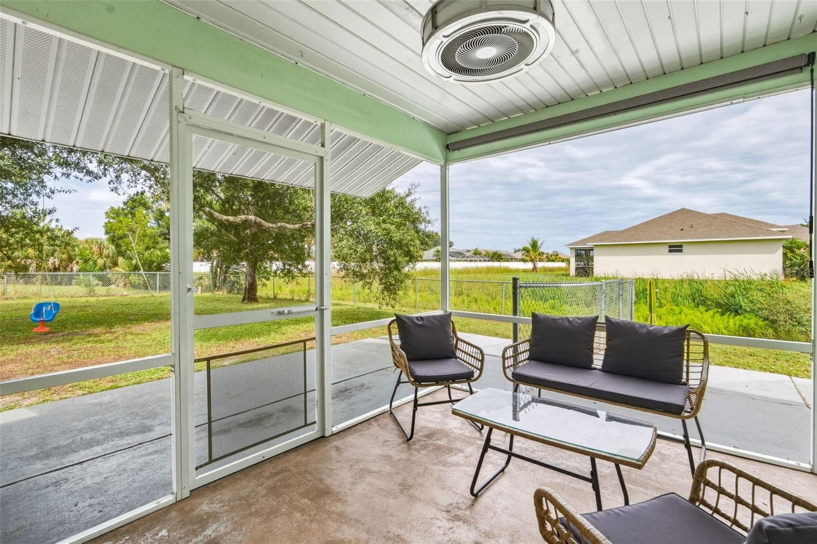 Rear Lanai - 2555 PAN AMERICAN BLVD, NORTH PORT