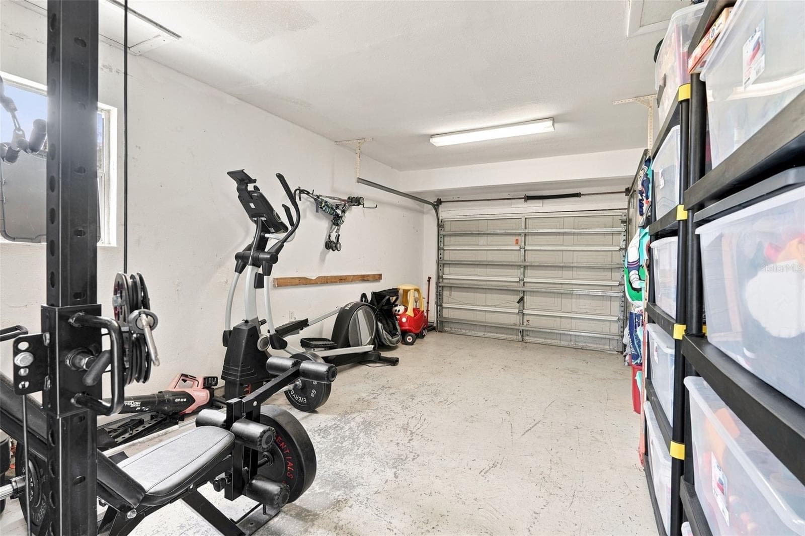Garage - 2555 PAN AMERICAN BLVD, NORTH PORT