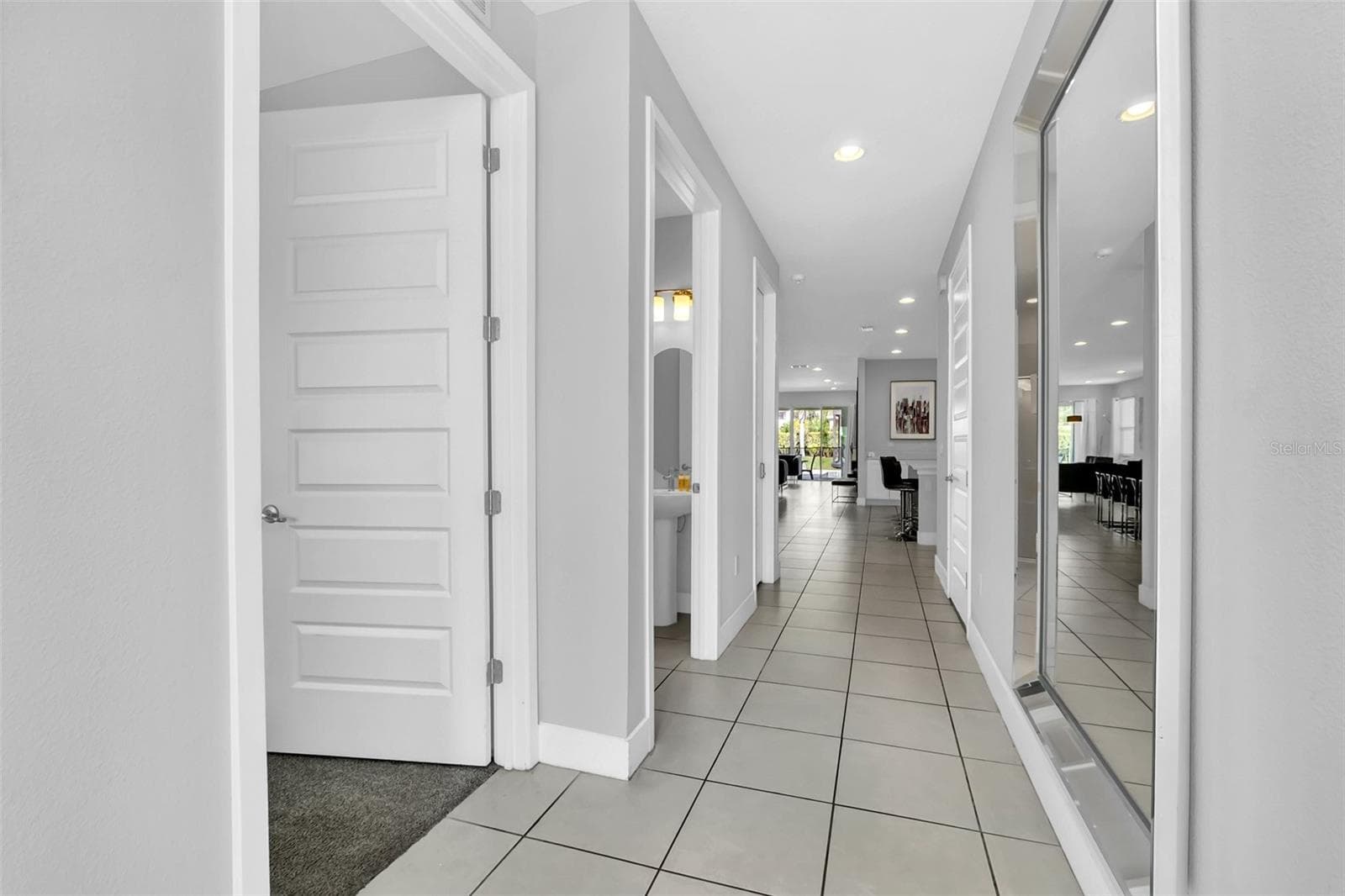 Single Family Residence at 7607 MACKINAW LN, KISSIMMEE, photo 4 of 67