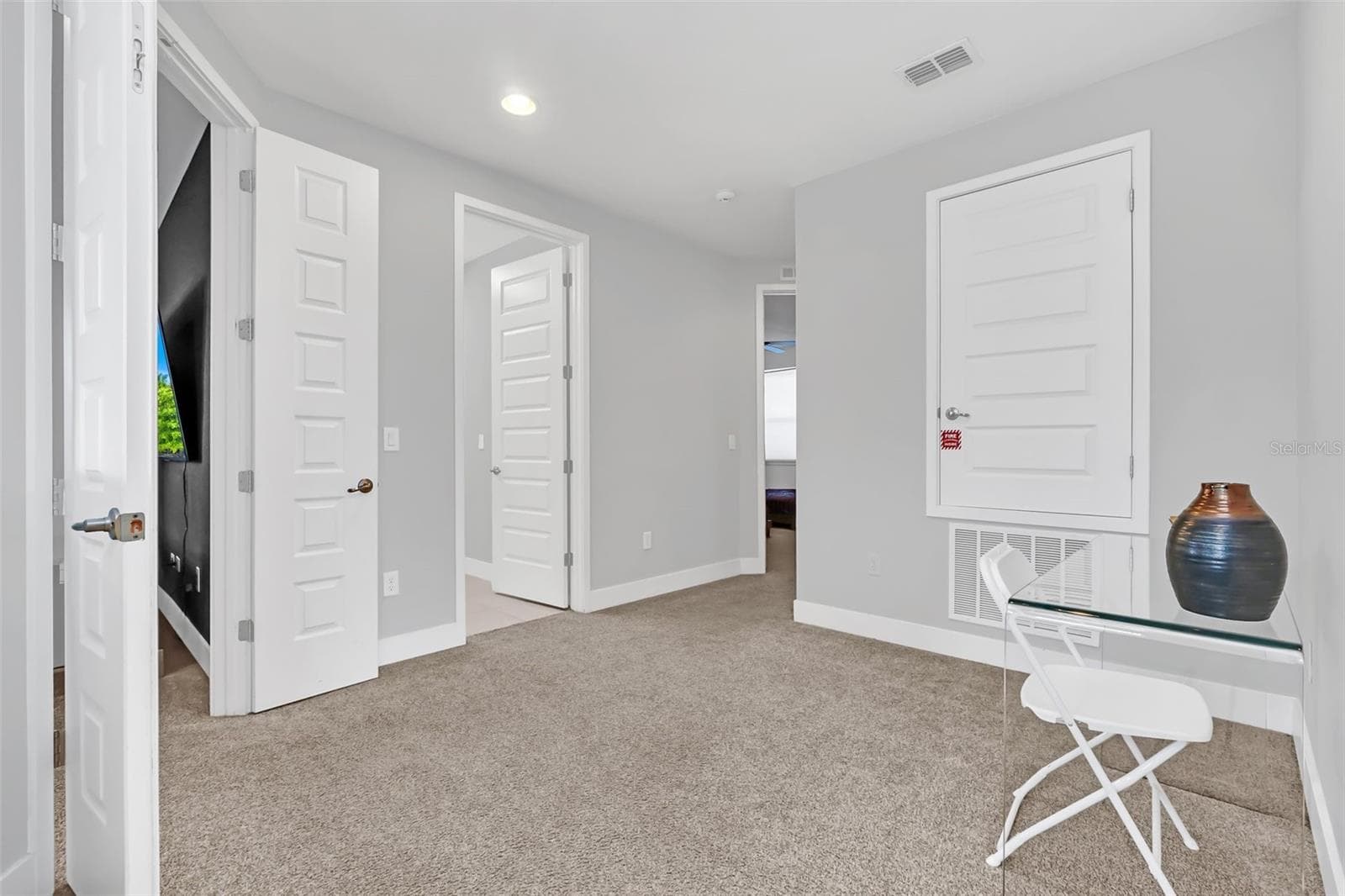 Single Family Residence at 7607 MACKINAW LN, KISSIMMEE, photo 32 of 67