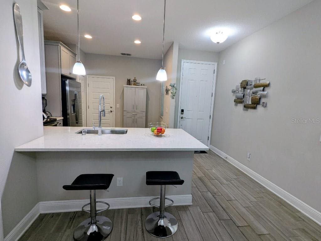 Townhouse at 2454 FOGGY CREEK CIR, CLEARWATER, photo 4 of 29