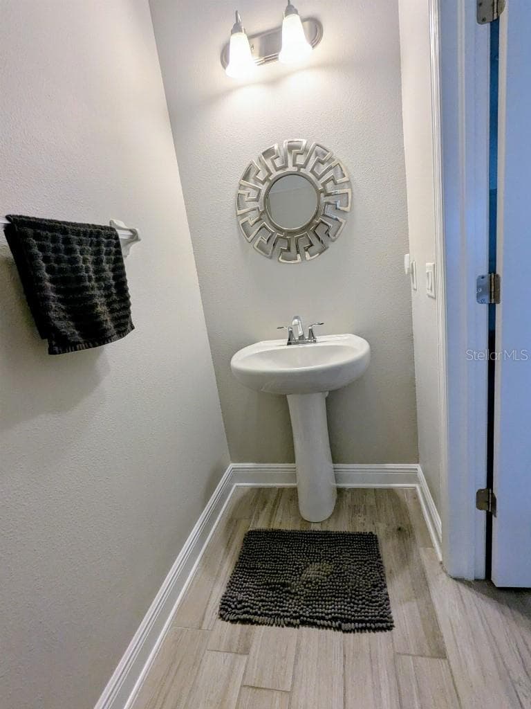 Townhouse at 2454 FOGGY CREEK CIR, CLEARWATER, photo 9 of 29