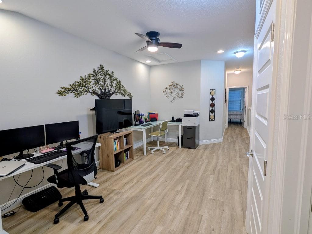 Townhouse at 2454 FOGGY CREEK CIR, CLEARWATER, photo 12 of 29