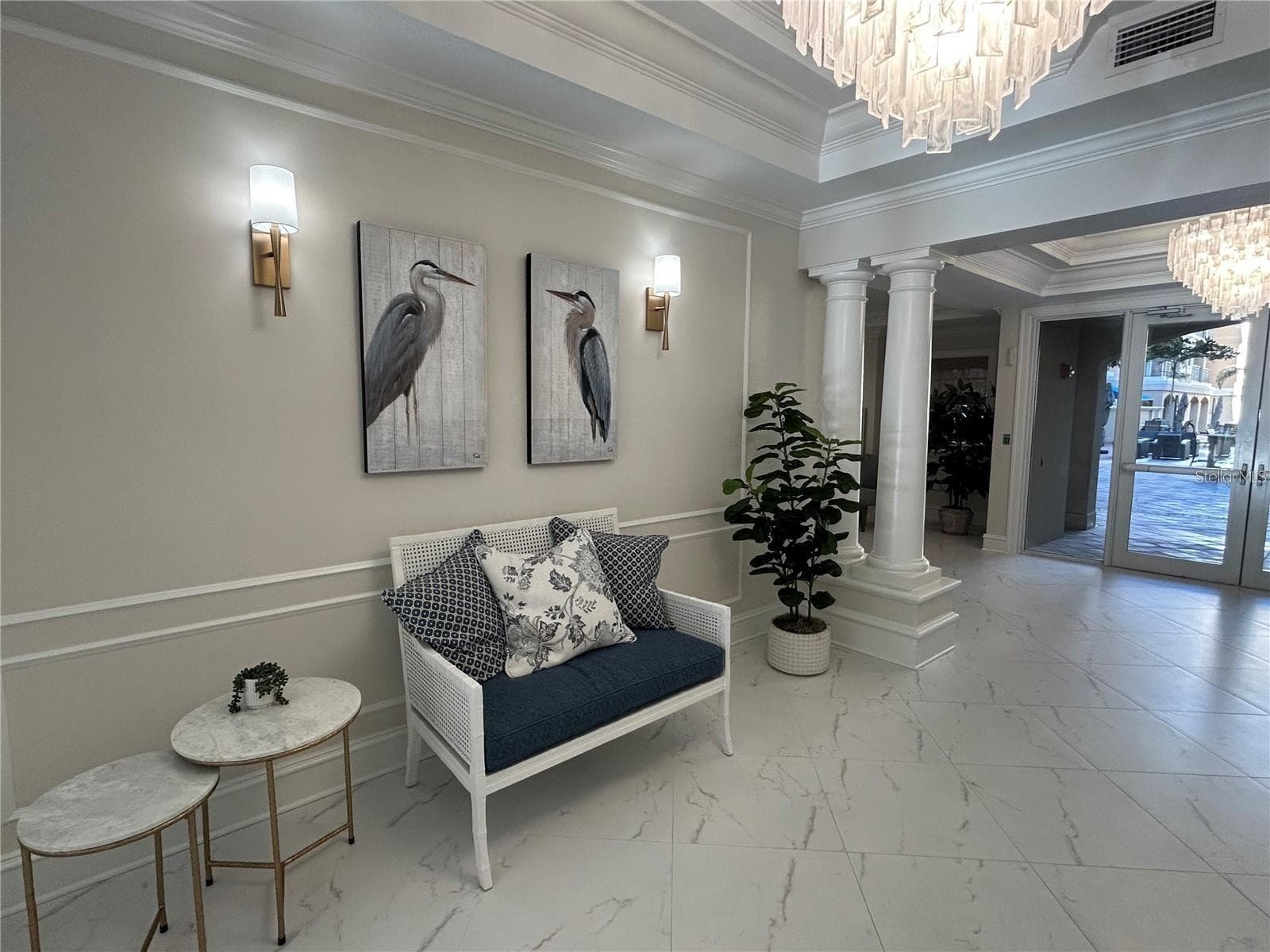 renovated entryway/hallway to building - 1064 N TAMIAMI TRL #1406, SARASOTA