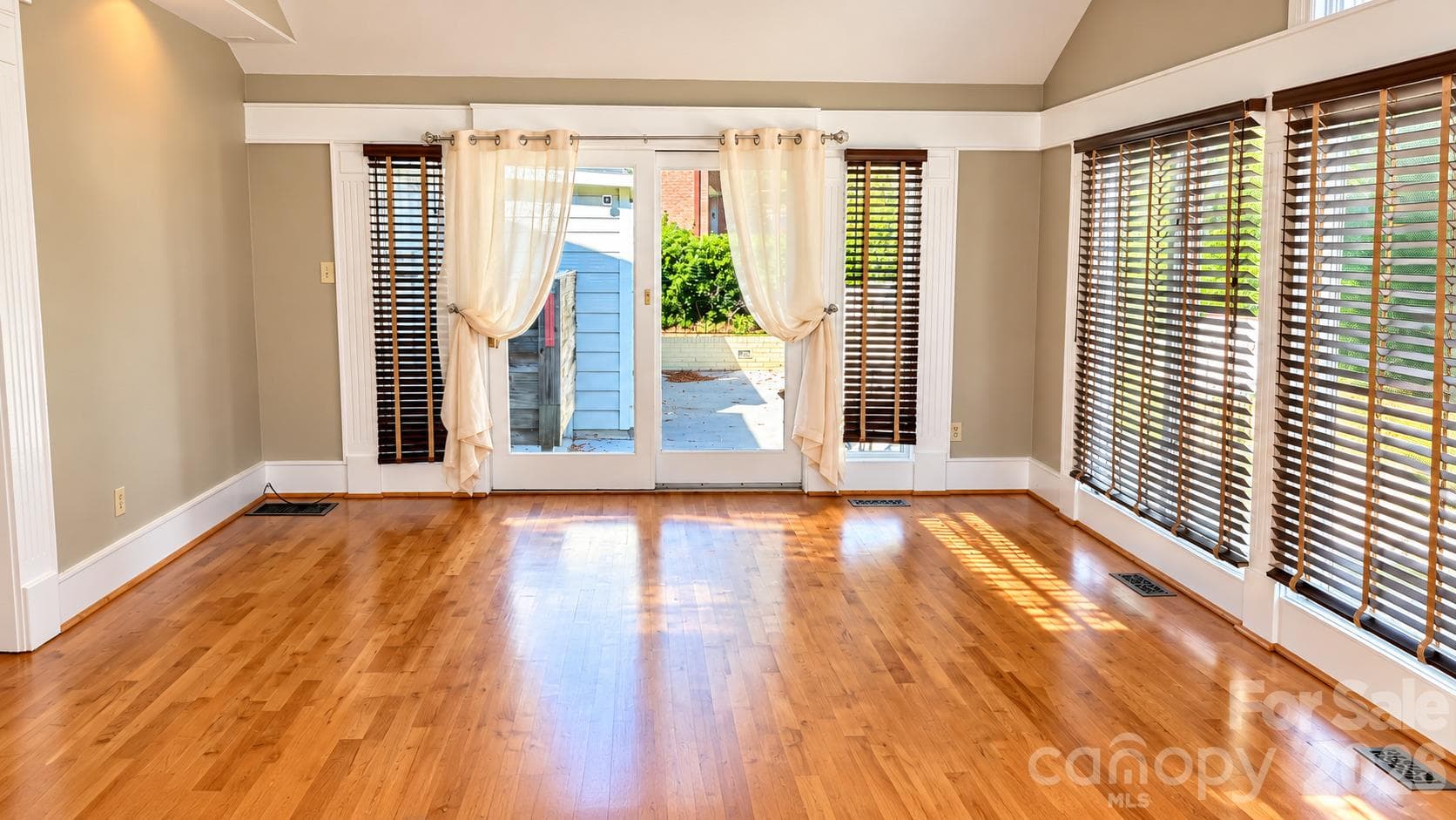 Single Family Residence at 120 Wellington Drive, Salisbury, photo 30 of 40