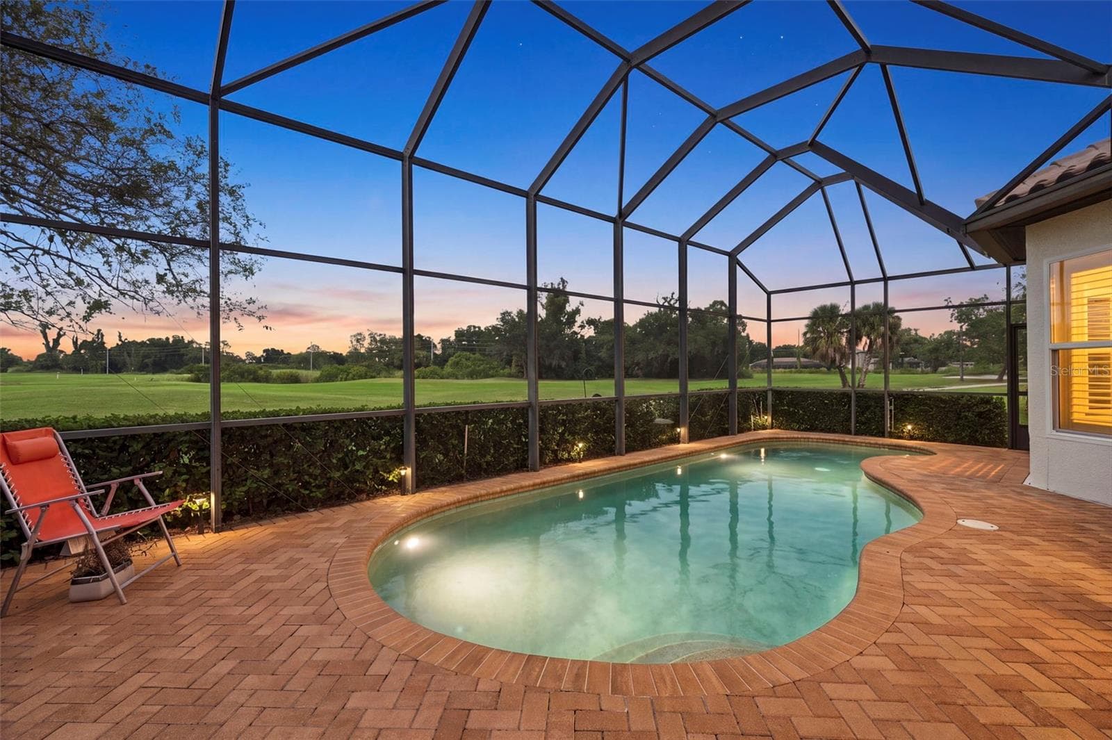 Single Family Residence at 9925 SAGO POINT DR, SEMINOLE, photo 2 of 64
