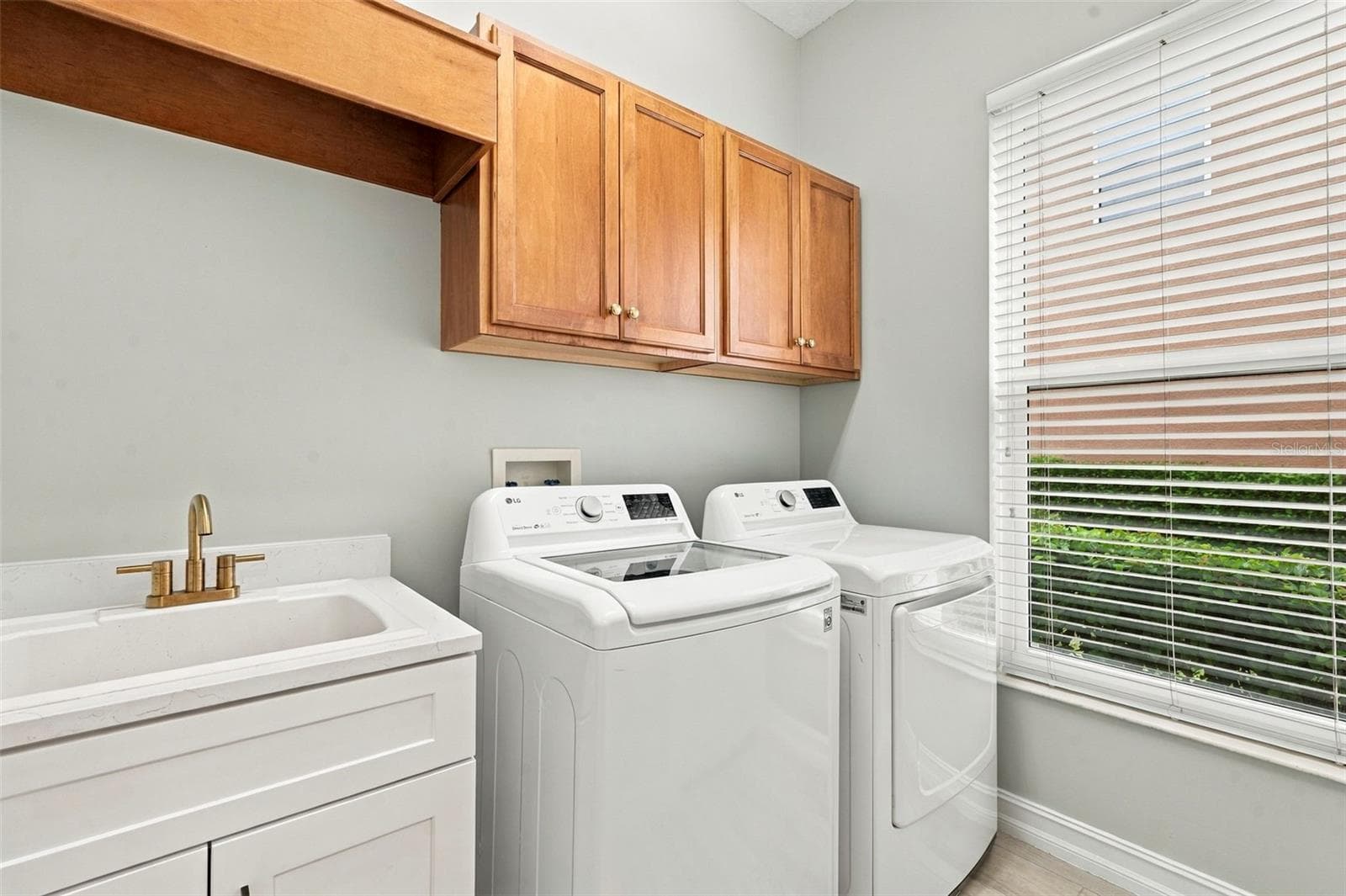 Single Family Residence at 9925 SAGO POINT DR, SEMINOLE, photo 13 of 64
