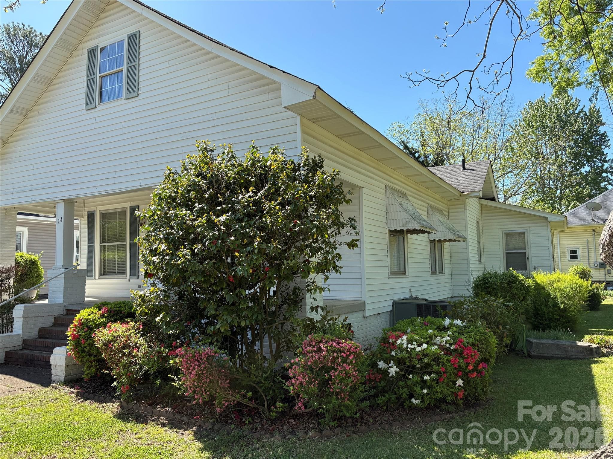 Single Family Residence at 114 Hampton Street, Chester, photo 27 of 32